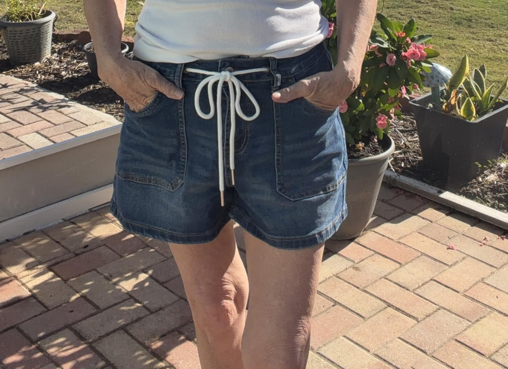 Sidefeel Women's Jean Shorts High Waisted Stretchy Casual Drawstring Denim Shorts with Pockets | Amazon (US)