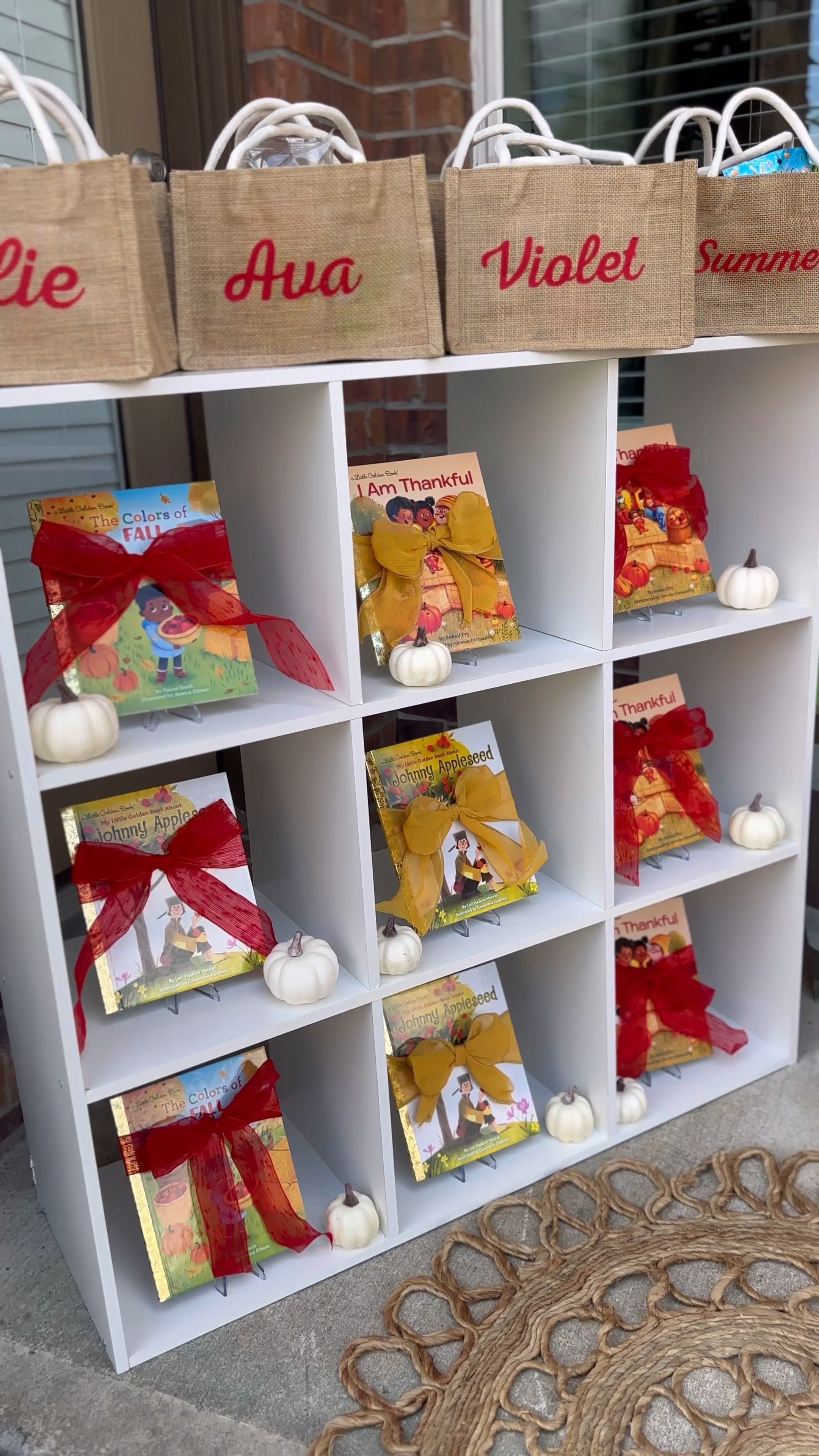 Party Favor Books + Bags that double as purses for little girls  

#LTKFamily #LTKParties #LTKKids