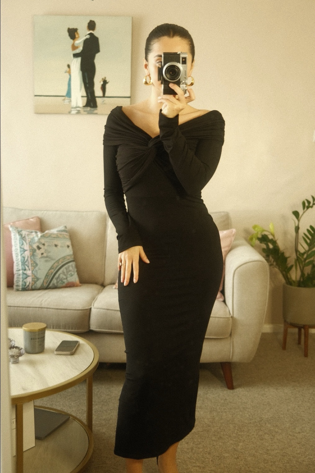 ASOS black midi dress 🖤

date night outfit, date night dress, Valentine’s Day outfit, Valentine’s Day dress, black dress, midi dress, wedding guest outfit, evening outfit, going out, classic style, evening outfit 

#LTKstyletip #LTKSeasonal #LTKfindsunder50