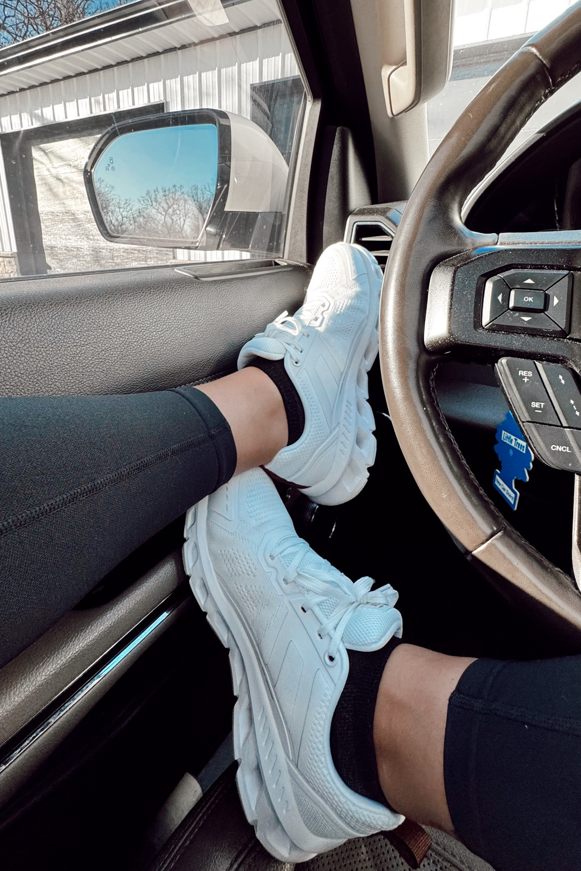 kicks of the day.. under $25!!! 👟🤎

#LTKShoeCrush #LTKSaleAlert #LTKFindsUnder50
