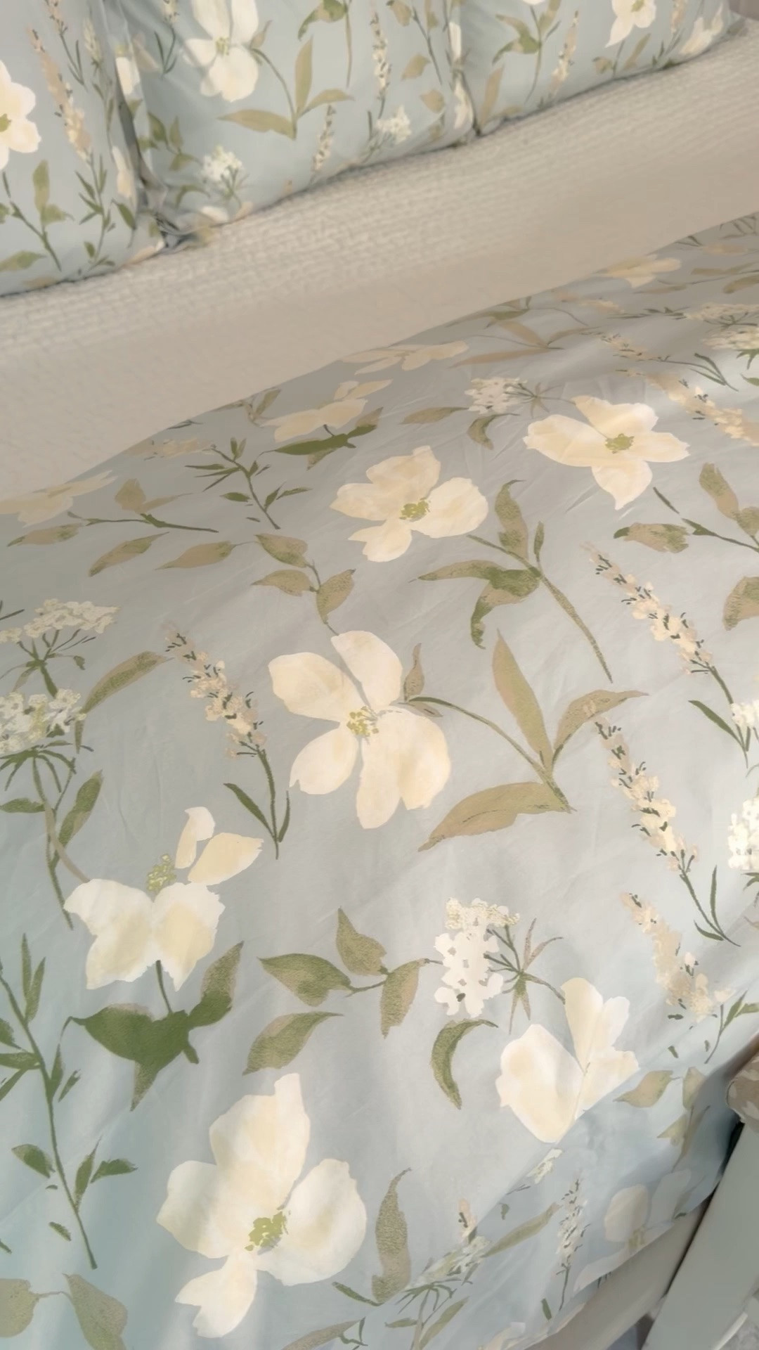 Trey and I love sleeping with a duvet, and this one checked all the boxes for me. It’s made from 100% organic cotton, OEKO-TEX® certified, and machine washable. It has made such a pretty addition to our bedroom. 
#QuincePartner  @Quince

#LTKHome