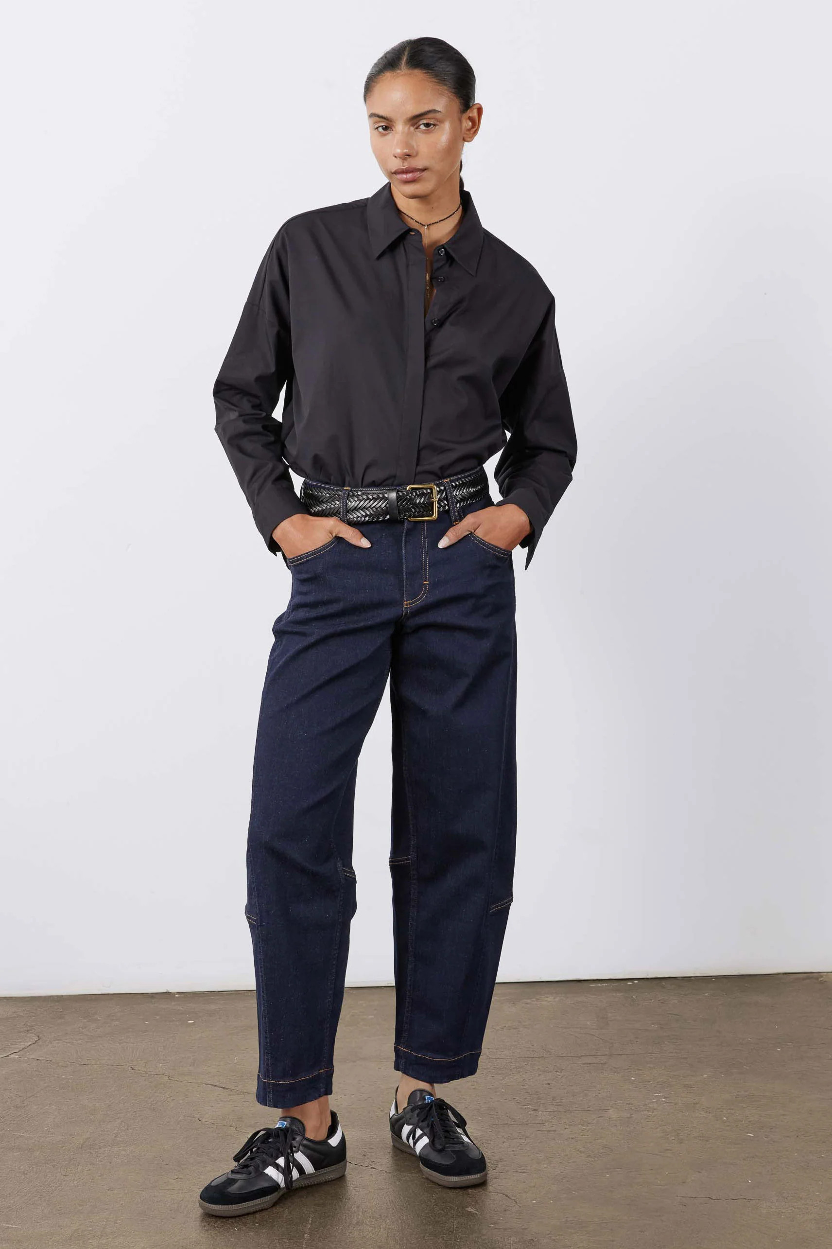 The Ultimate Barrel Leg Jeans 2.0 Nyx Dark Wash / 4 | Ruti