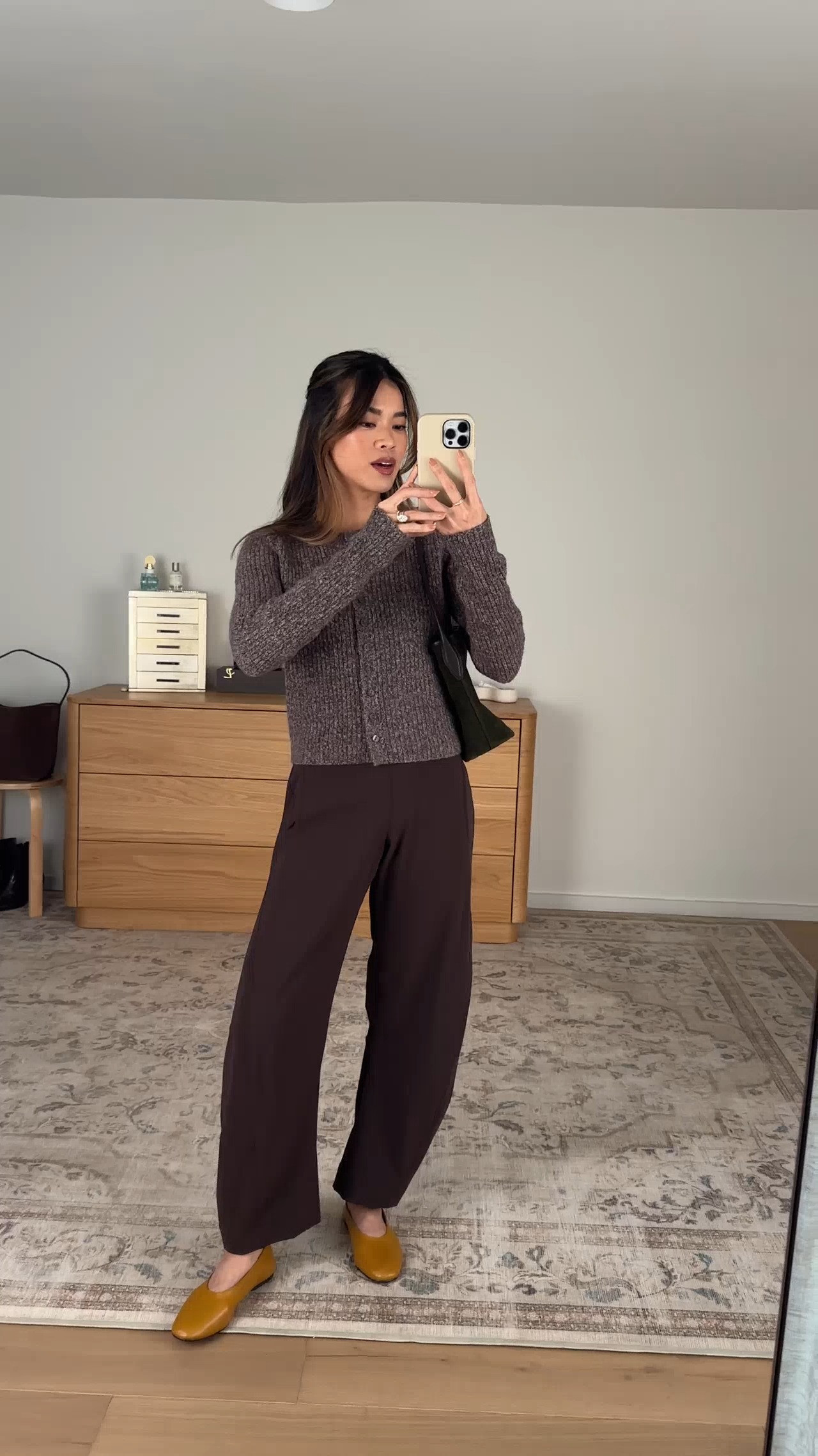 The easiest pants to wear everyday! @Ruti has such great pants.

Sizing info: 
-Abercrombie Merino Wool-Blend Shrunken Crew Cardigan (Size XS in Brown) 
-Ruti The On The Loose Work Pants (Size 0 regular in Coffee) 

brown pants, petite pants, brown petite pants, fall pants, summer pants, barrel pants, summer outfit, fall outfit, vacation outfit, travel outfit, best petite pants, petite barrel pants, comfy pants, viral barrel pants, fall outfit, petite fall outfit

#LTKootd #LTKSeasonal #LTKPetite