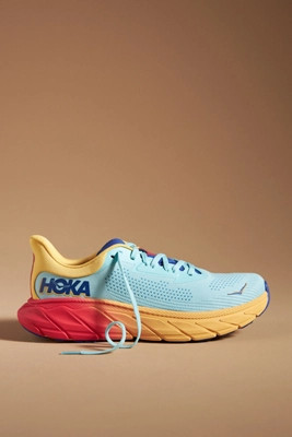 HOKA® Arahi 7 Sneakers | Anthropologie (US)