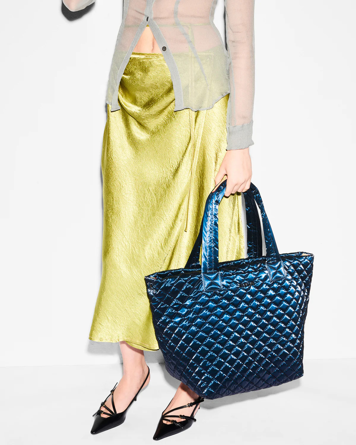 Midnight Liquid Medium Metro Tote Deluxe | MZ Wallace
