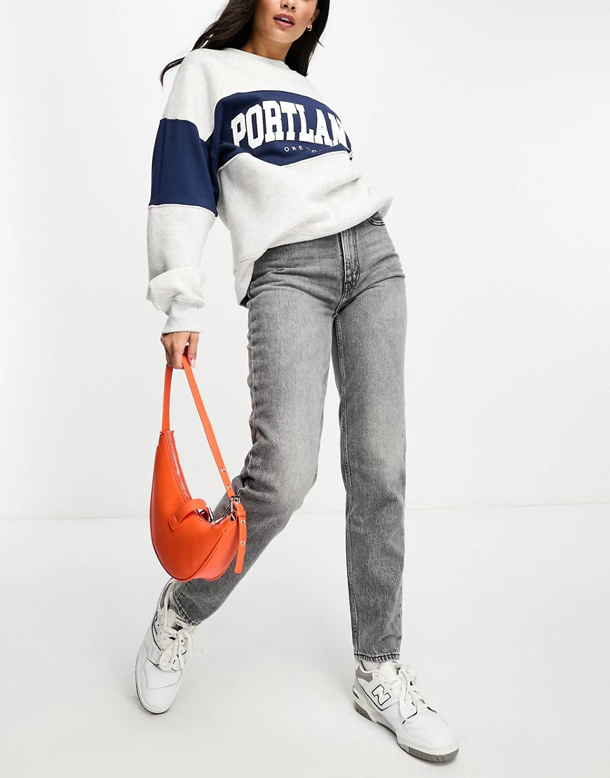 Levi's 80s mom jean in grey wash | ASOS (Global)