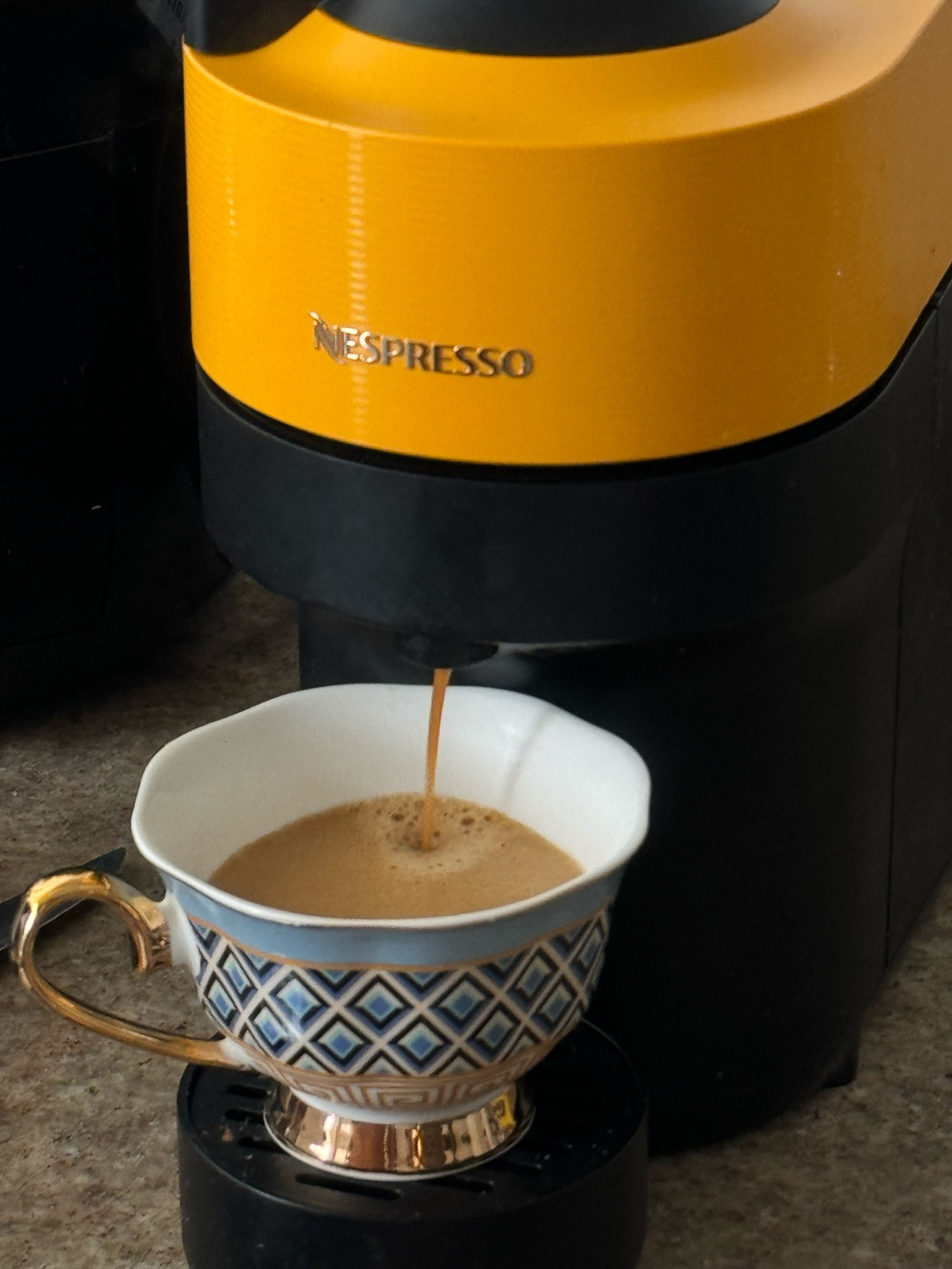 bom dia na casa da mams & essa cafeteira nova Nespresso precisa ser compartilhada 🫶🏻 

#LTKbrasil