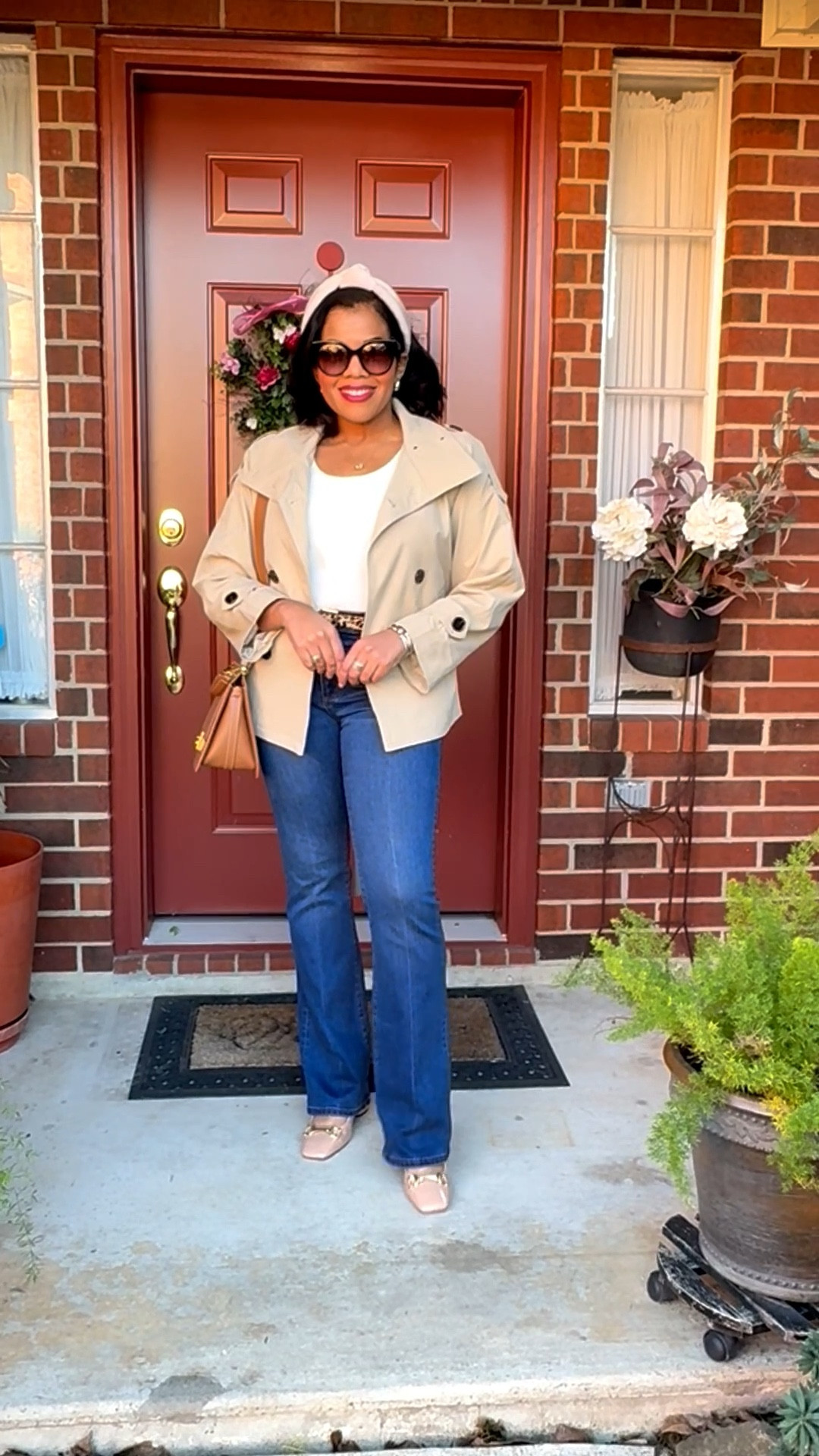 Cute in Khaki! This classic cropped trench is a perfect piece to transition to Spring!

#LTKootd #LTKgrwm #LTKdayinmylife