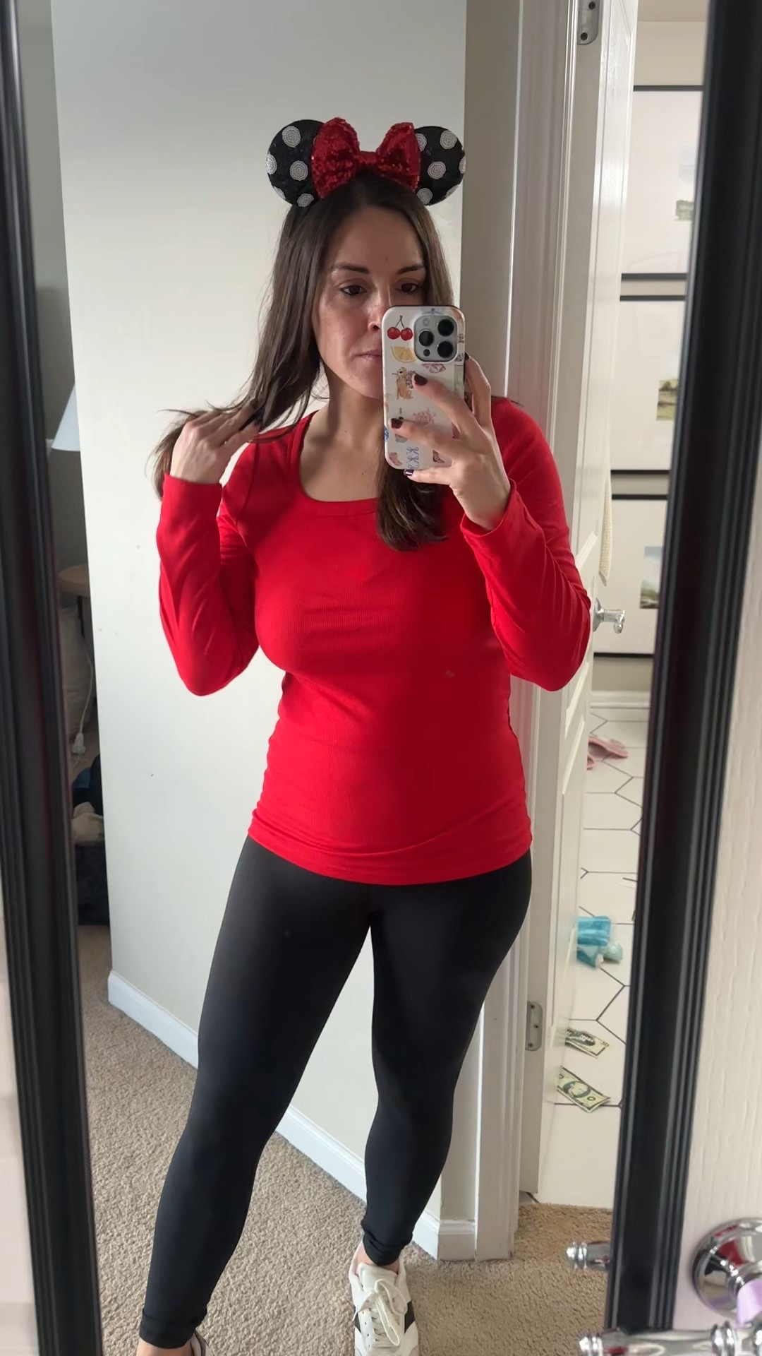 This red long-sleeve top is such an easy staple ❤️
Soft, stretchy, and flattering without feeling tight. I wore it to Disney and it was perfect for walking all day, plus it’s easy to dress up or down at home too.

For reference, I sized up to a medium.



#LTKootd #LTKPetite #LTKValentine