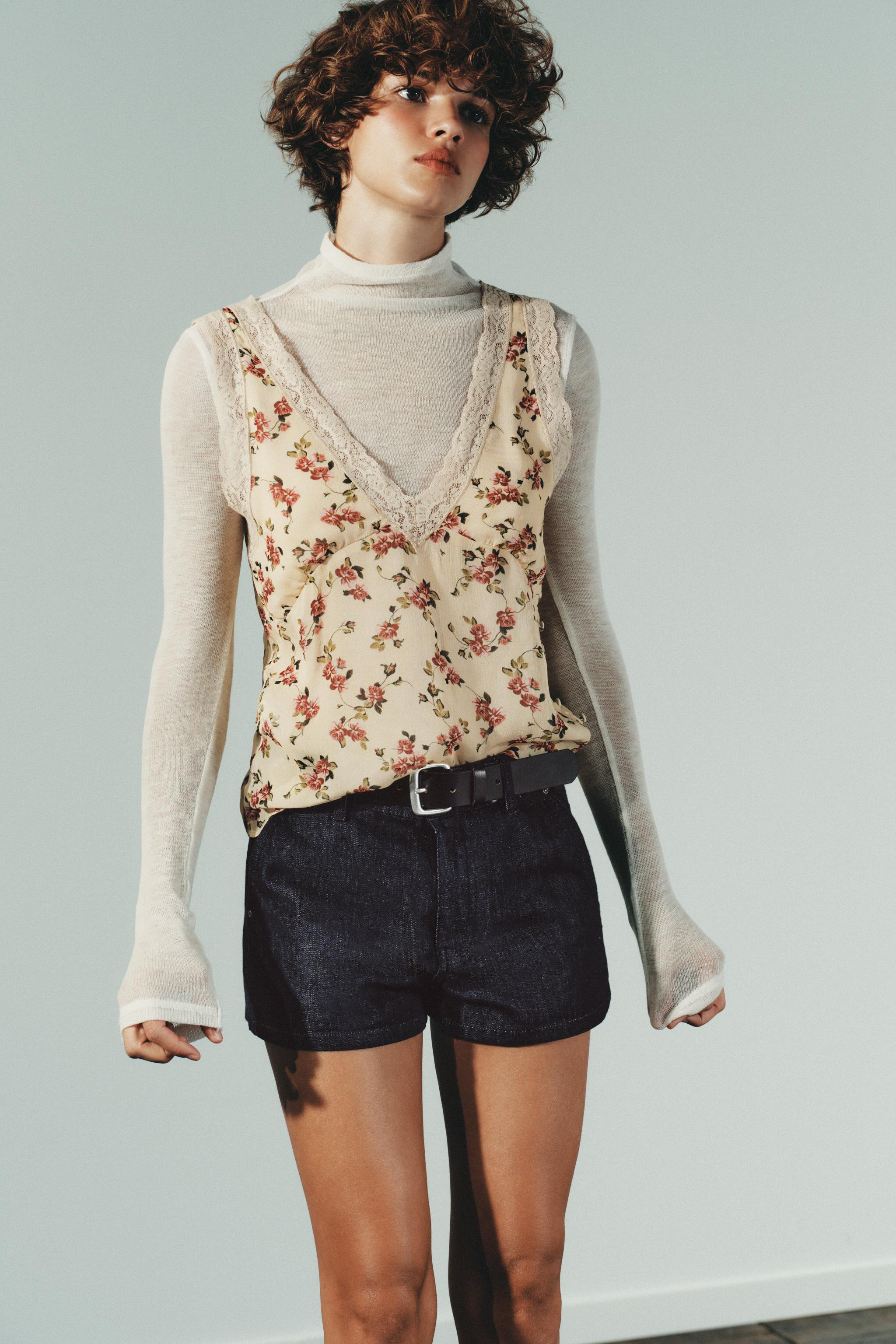 FLORAL LACE TOP | Zara US