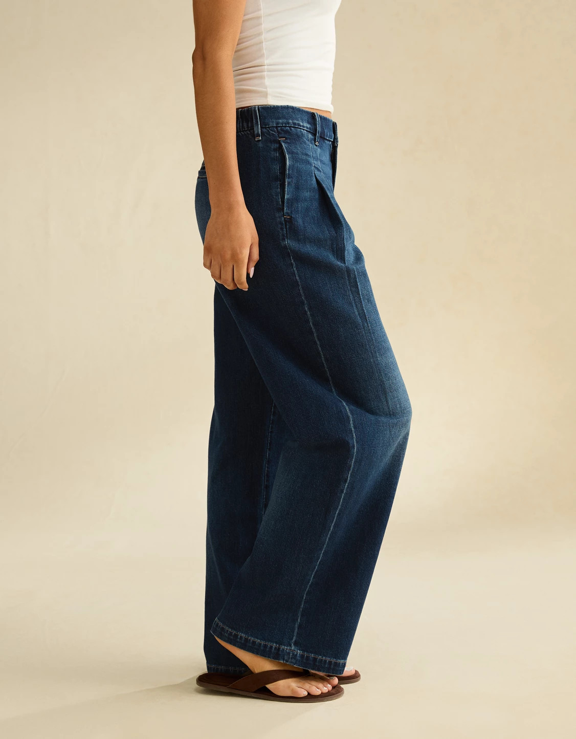 AE Super High-Waisted Baggy Wide-Leg Jean | American Eagle Outfitters (US & CA)
