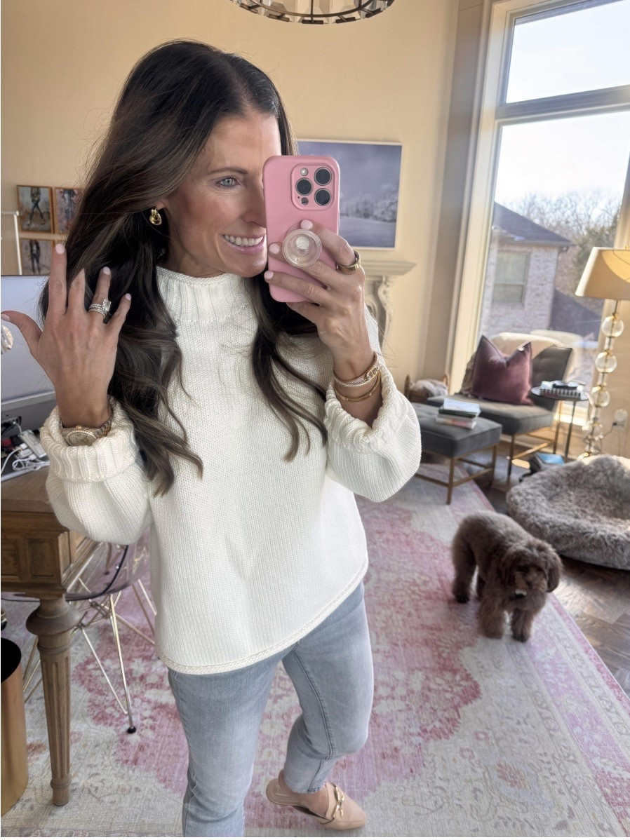 A sweater I’m loving + my staple Amazon earrings 😍

#LTKmomlife #LTKootd #LTKgrwm