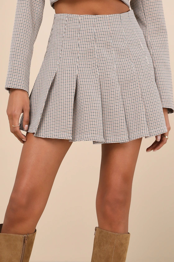 Convincingly Poised Brown Plaid Pleated Mini Skirt | Lulus