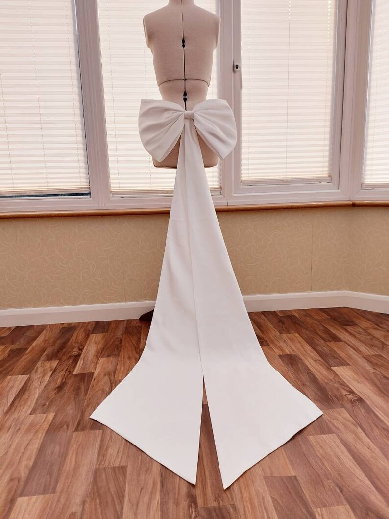 Long Train Bridal Bow/ Removable Bow/ Satin Bow/ Ivory Bow | Etsy | Etsy (US)