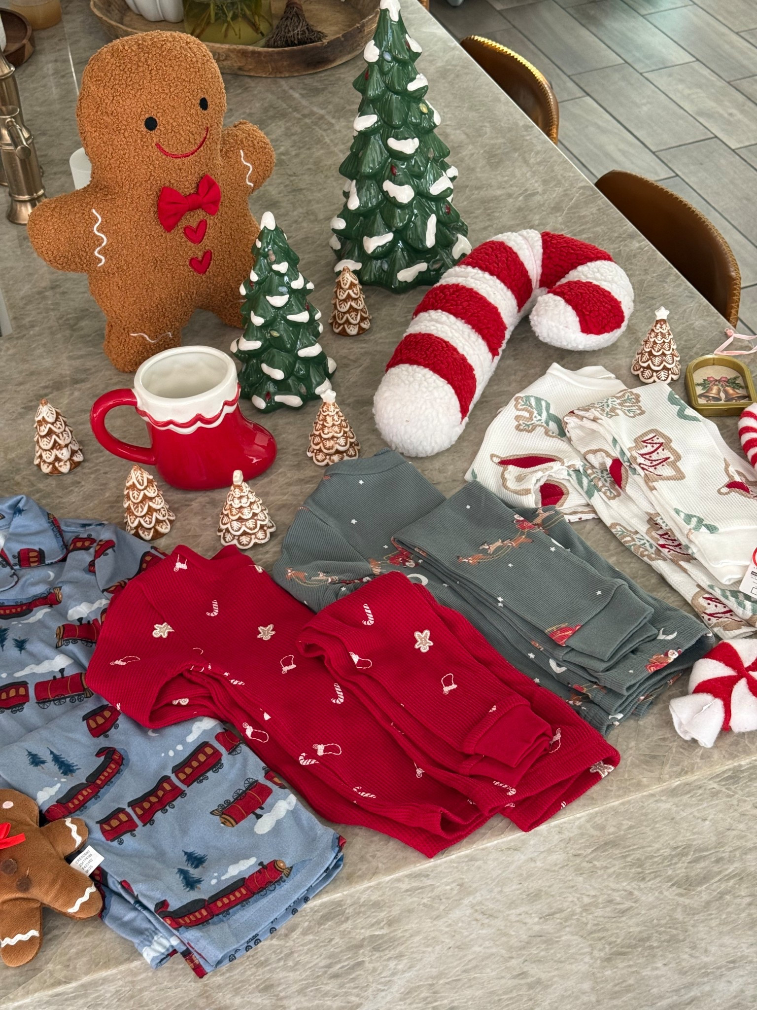 just snagged some new christmas decor and holiday kids jammies ✨

#LTKKids #LTKSeasonal #LTKHoliday