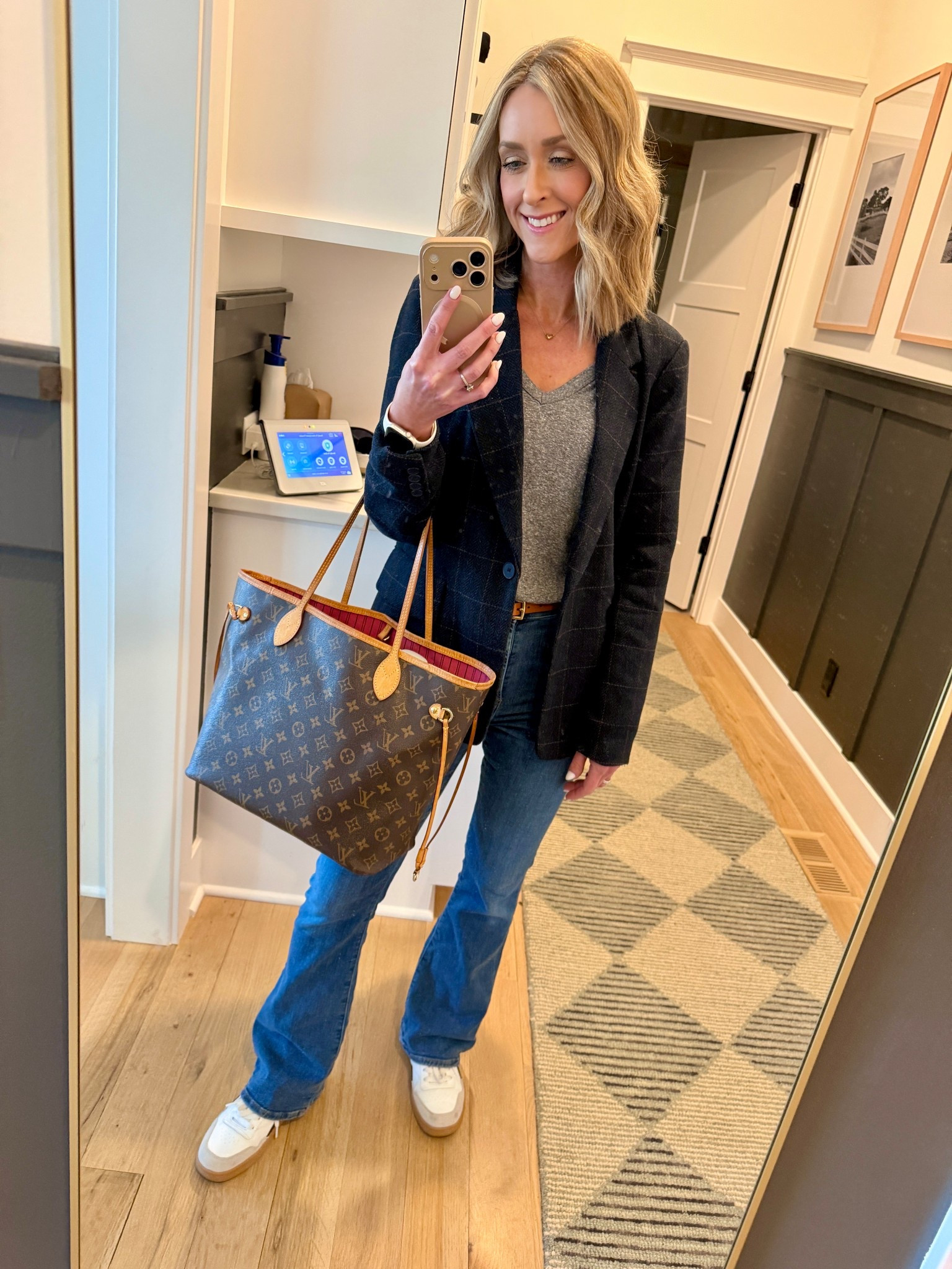 Today’s outfit photographing clients for their social media 🥰 Love a classic blazer! Sharing some new blazers, spring jackets, and easy ways to put together a similar outfit. 

#LTKdayinmylife #LTKSpringSale #LTKOver40