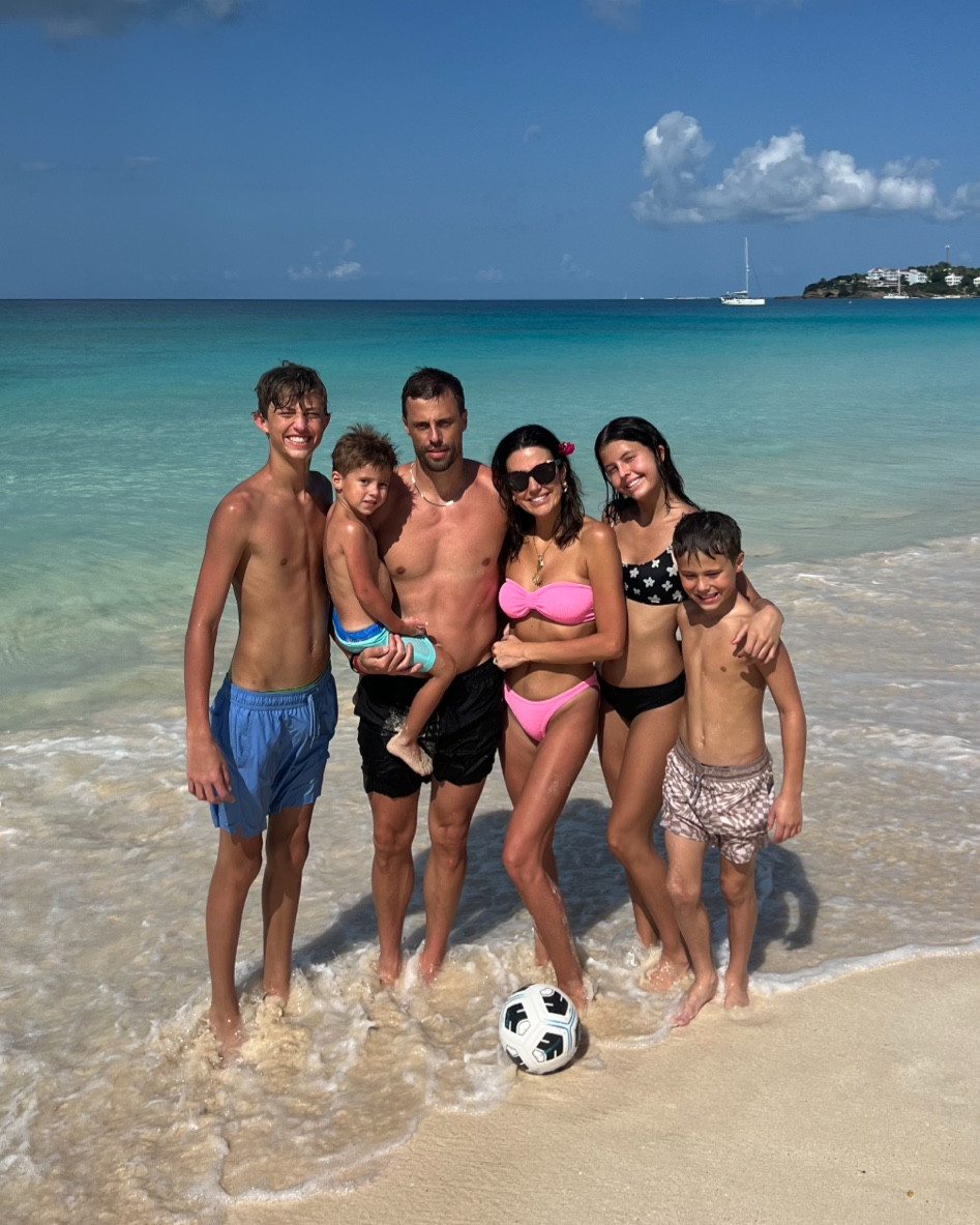 Family resort wear 🌊

Family swimsuits; spring break outfit; vacation outfit; resort wear; boys swimsuit; girls swimsuit; dad swimsuit; mom swimsuit; toddler swimsuit; Walmart; Hunza g; mens swimsuit; teen girl swimsuit; teen boy swimsuit; pool outfit; Christine Andrew 

#LTKSeasonal #LTKswim #LTKfamily