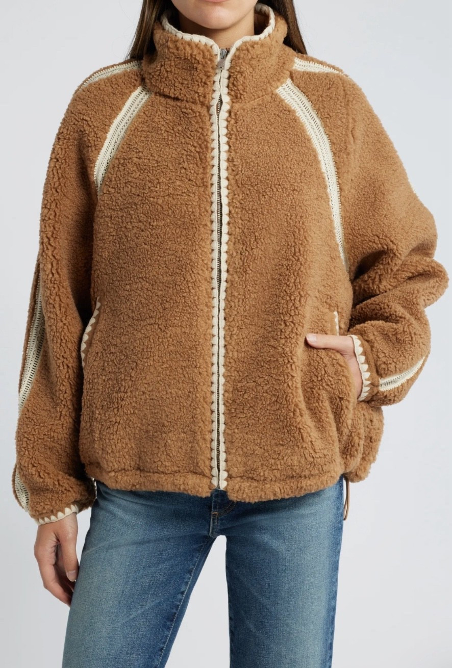 Fleece jacket 
Fall outfit 

#LTKSeasonal #LTKStyleTip
