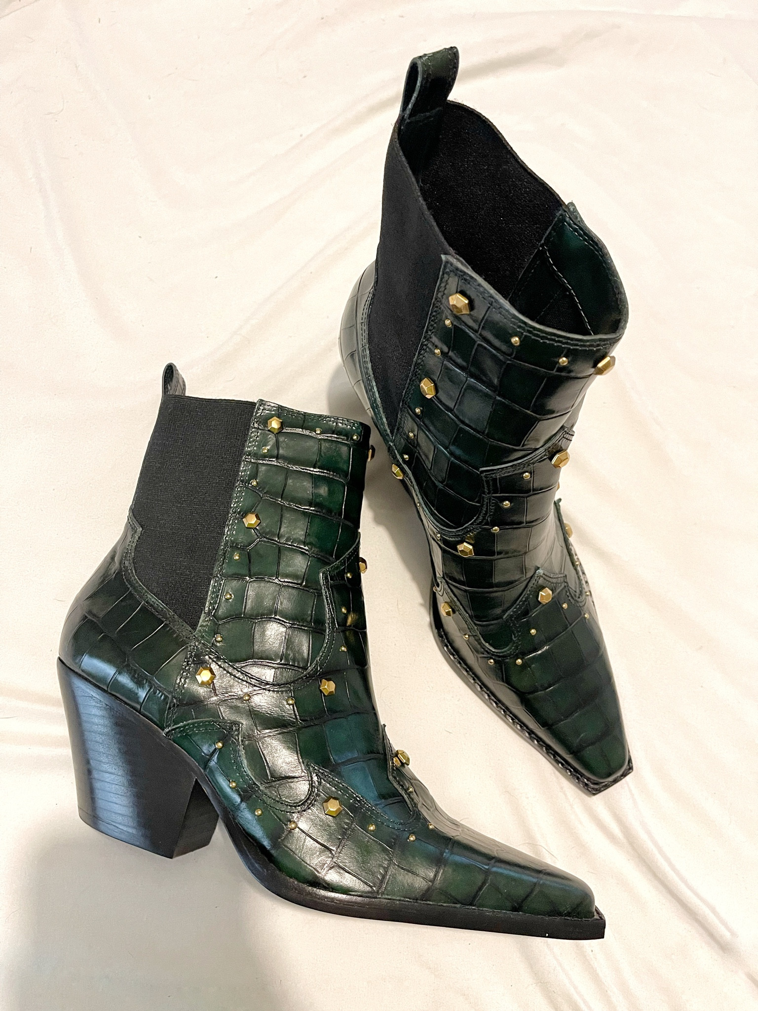 Vince Camuto Booties

#LTKshoecrush #LTKstyletip #LTKSeasonal