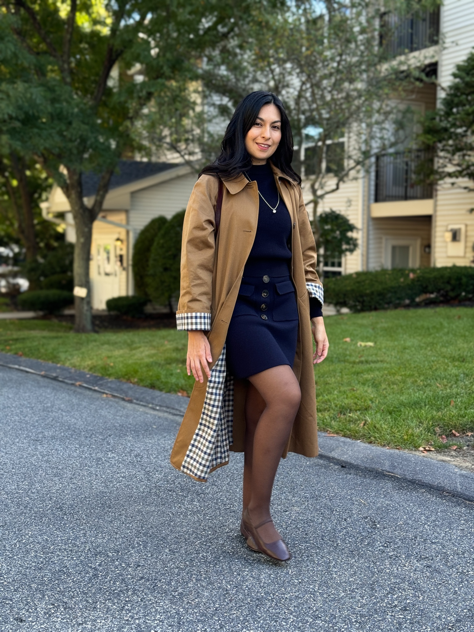 Clyde trench size 34 

#LTKSeasonal #LTKStyleTip