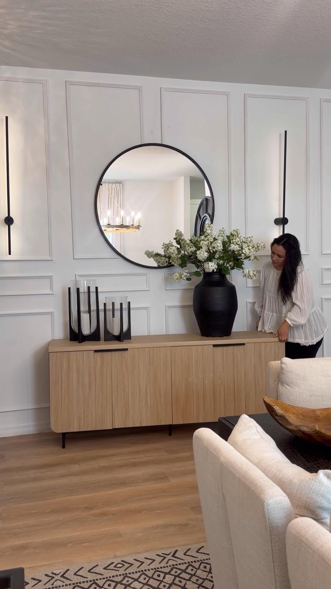 Luxe home decor finds that are actually affordable 😍




Walmart finds
Home decor
Home refresh
Trendy
Modern decor
Home makeover
Best sellers
Fluted lamp
Arch cabinet
Bedding
Bedroom decor
Viral coffee table
Neutral furniture

#LTKSaleAlert #LTKHome