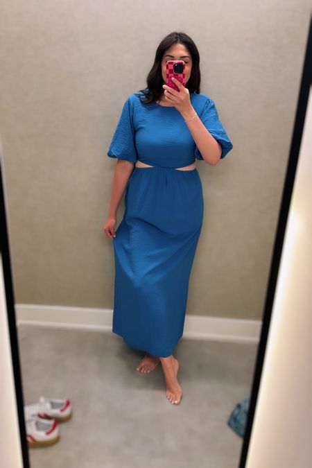 Cut out maxi dress from Abercrombie. Blue maxi dress. European vacation outfit. Summer dresses with cutouts

#LTKTravel #LTKStyleTip #LTKMidsize