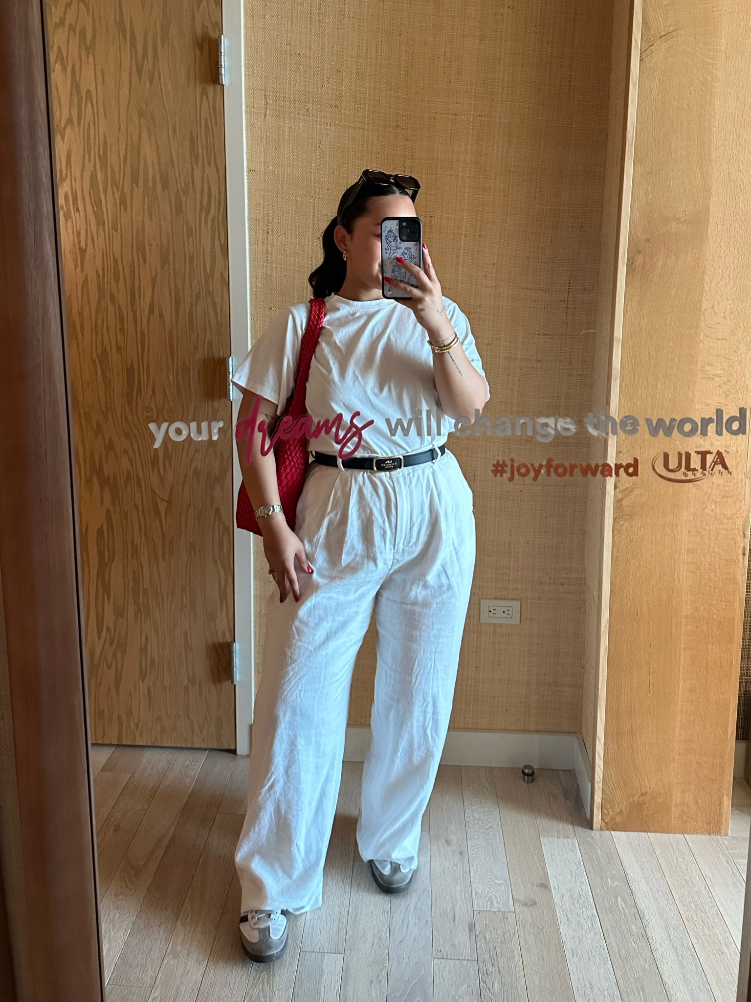 all white outfit with a touch of red and linen trousers- YES PLA

#LTKStyleTip #LTKMidsize #LTKFindsUnder100