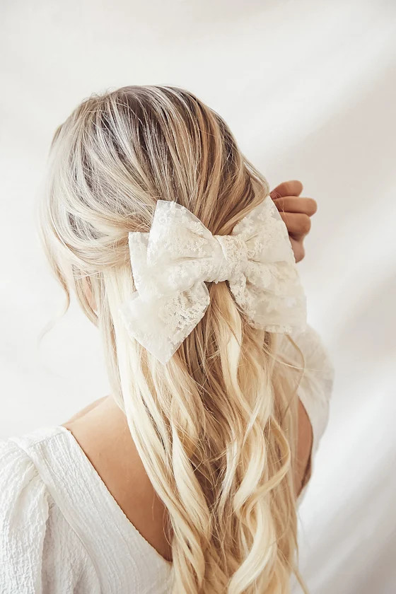 True Destiny White Lace Oversized Bow Hair Clip | Lulus