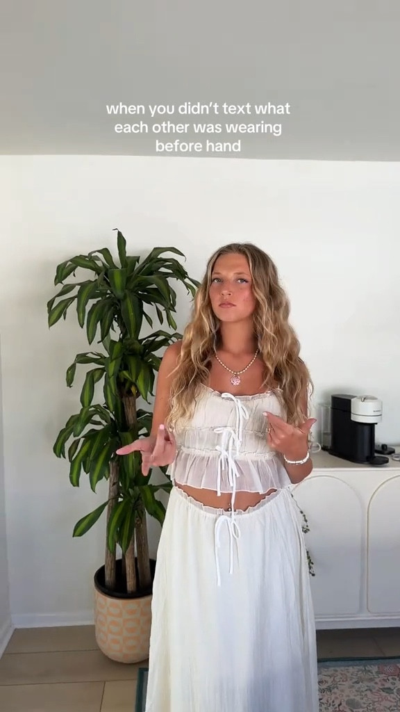 A cute summer outfit in 2 different fonts hahah

My set is sold out from 12th tribe but linked a similar Amazon one!! 

white skirt, matching set, summer outfit, linen pants

#LTKStyleTip #LTKSeasonal #LTKVideo