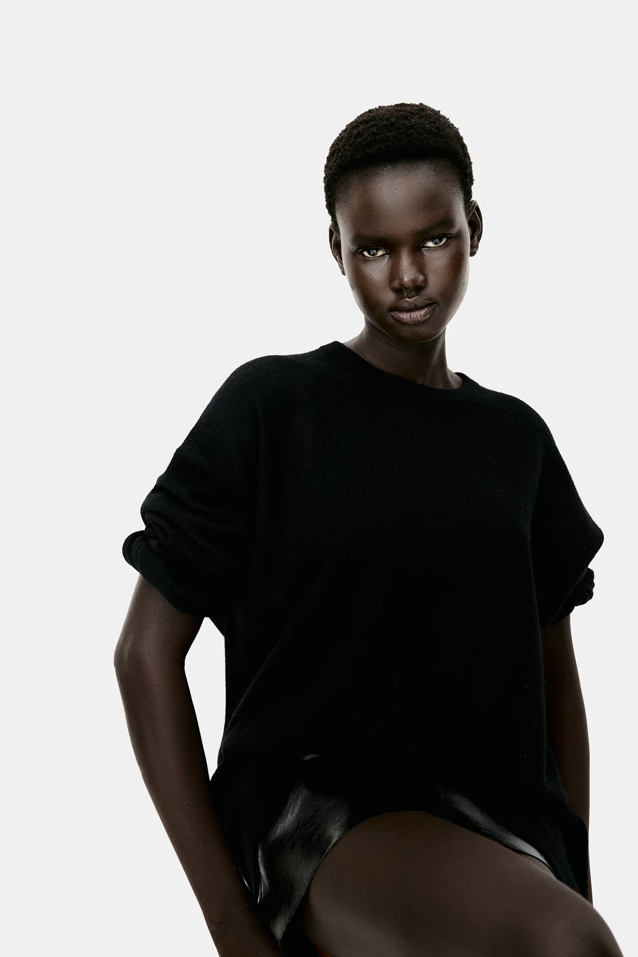 Oversized cashmere jumper | H&M (UK, MY, IN, SG, PH, TW, HK)