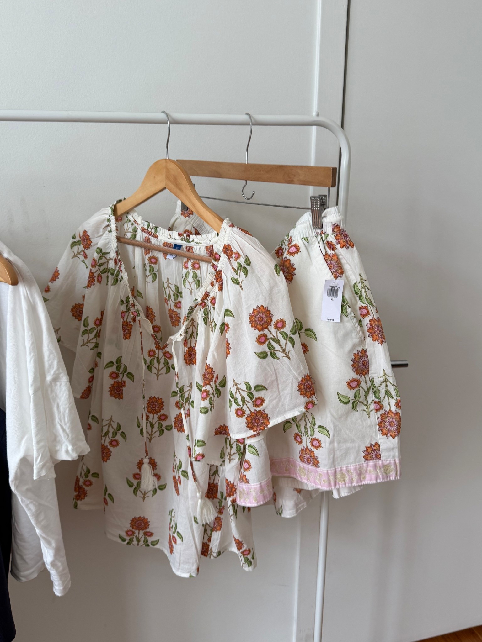 The cutest set!!

#LTKMidsize #LTKPlusSize #LTKFindsUnder50