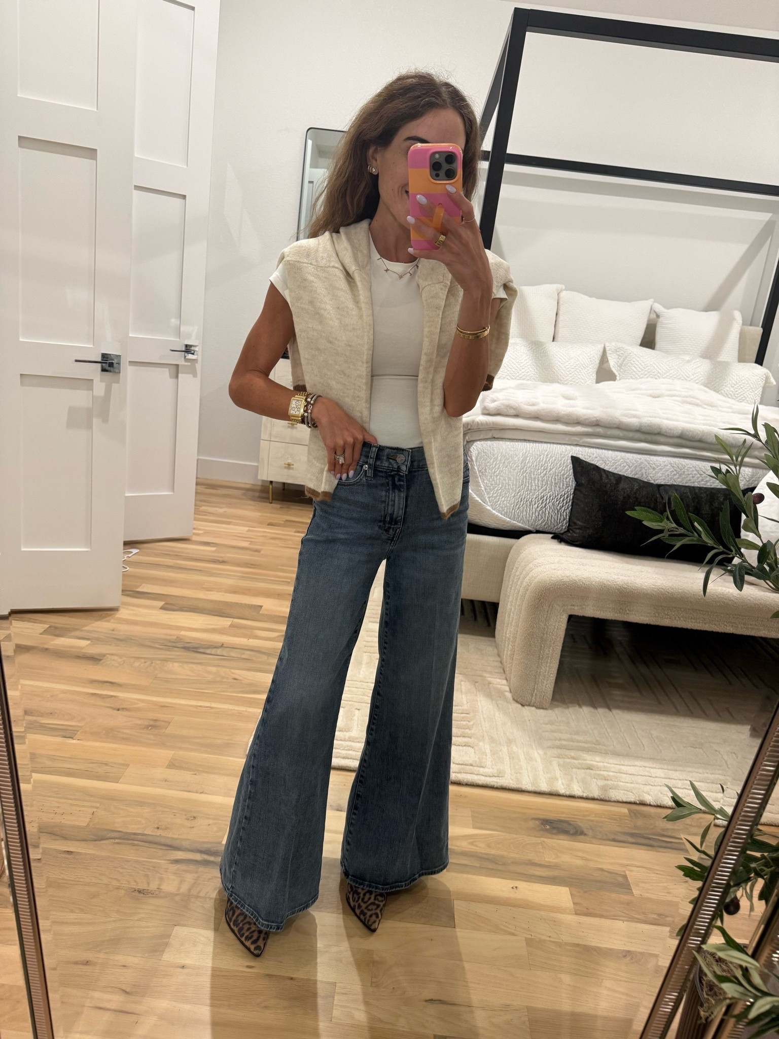 RUN and get these palazzo jeans on sale that fit with no hemming! Wearing size 24

#LTKPetite #LTKOver40 #LTKSaleAlert