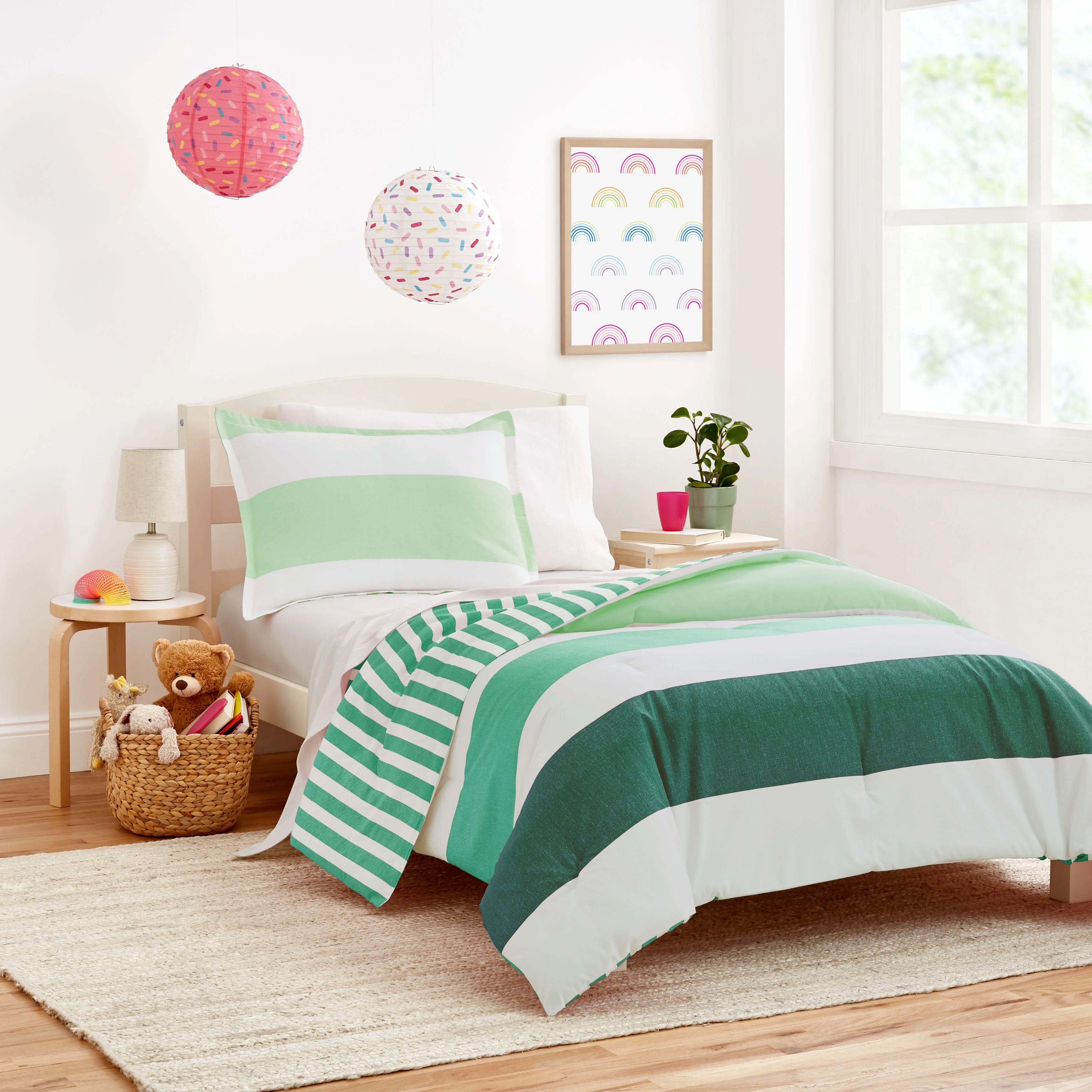 Gap Home Kids Ombre Stripe Reversible Organic Cotton Blend Comforter Set, Twin, Green, 2-Pieces -... | Walmart (US)