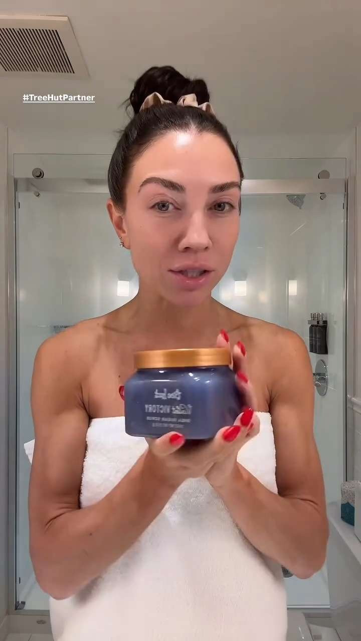 Treating myself to a self-care day on my first day oﬀ using @treehut Violet Victory 💜 #TreeHut 

 #LTKgrwm #LTKselfcare #LTKBeauty