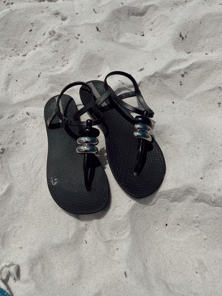Summer sandals beach vacation 

#LTKShoeCrush #LTKFindsUnder50 #LTKSwim