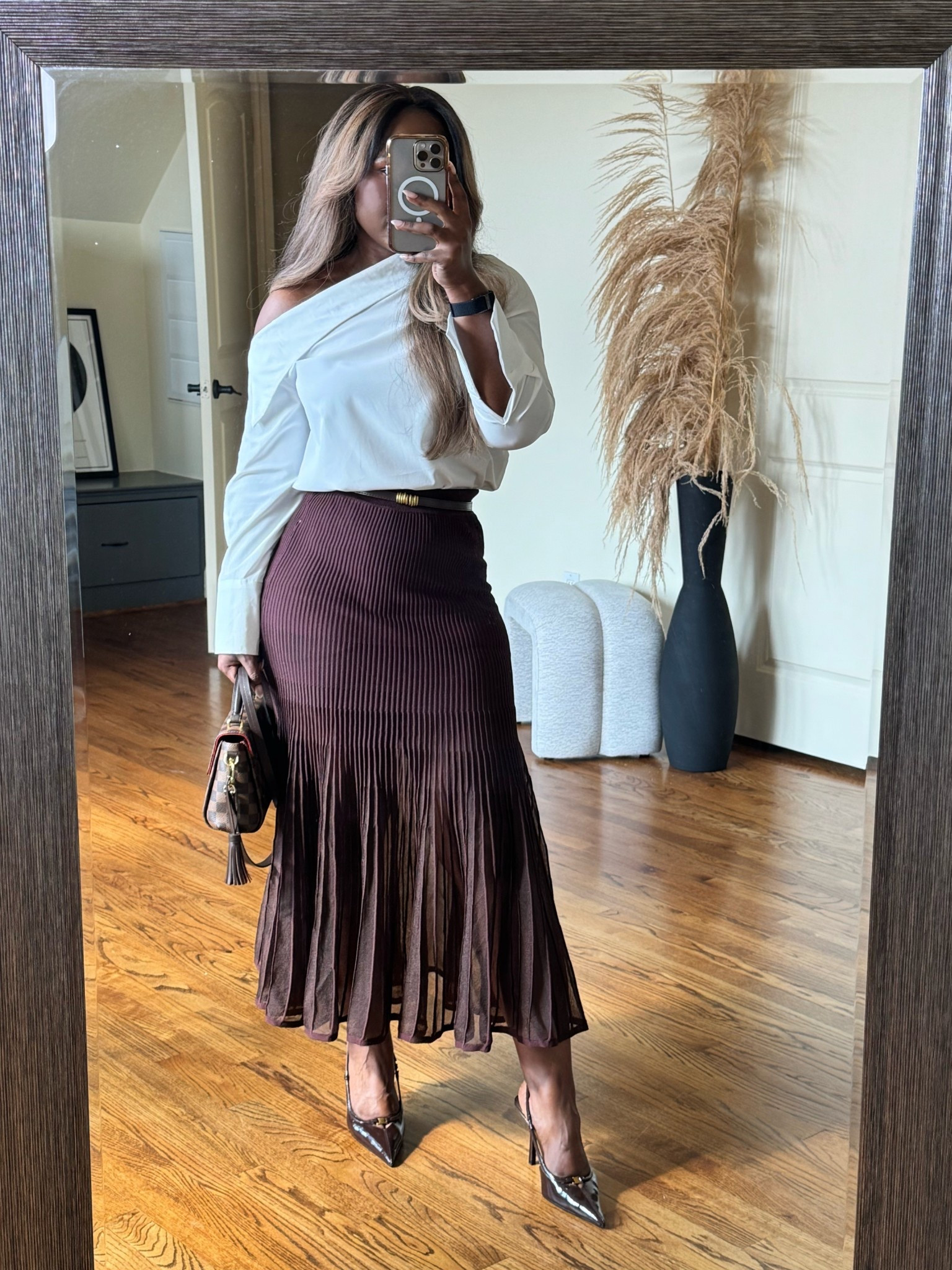 Love this skirt 🤎

#LTKootd #LTKWorkwear #LTKPetite