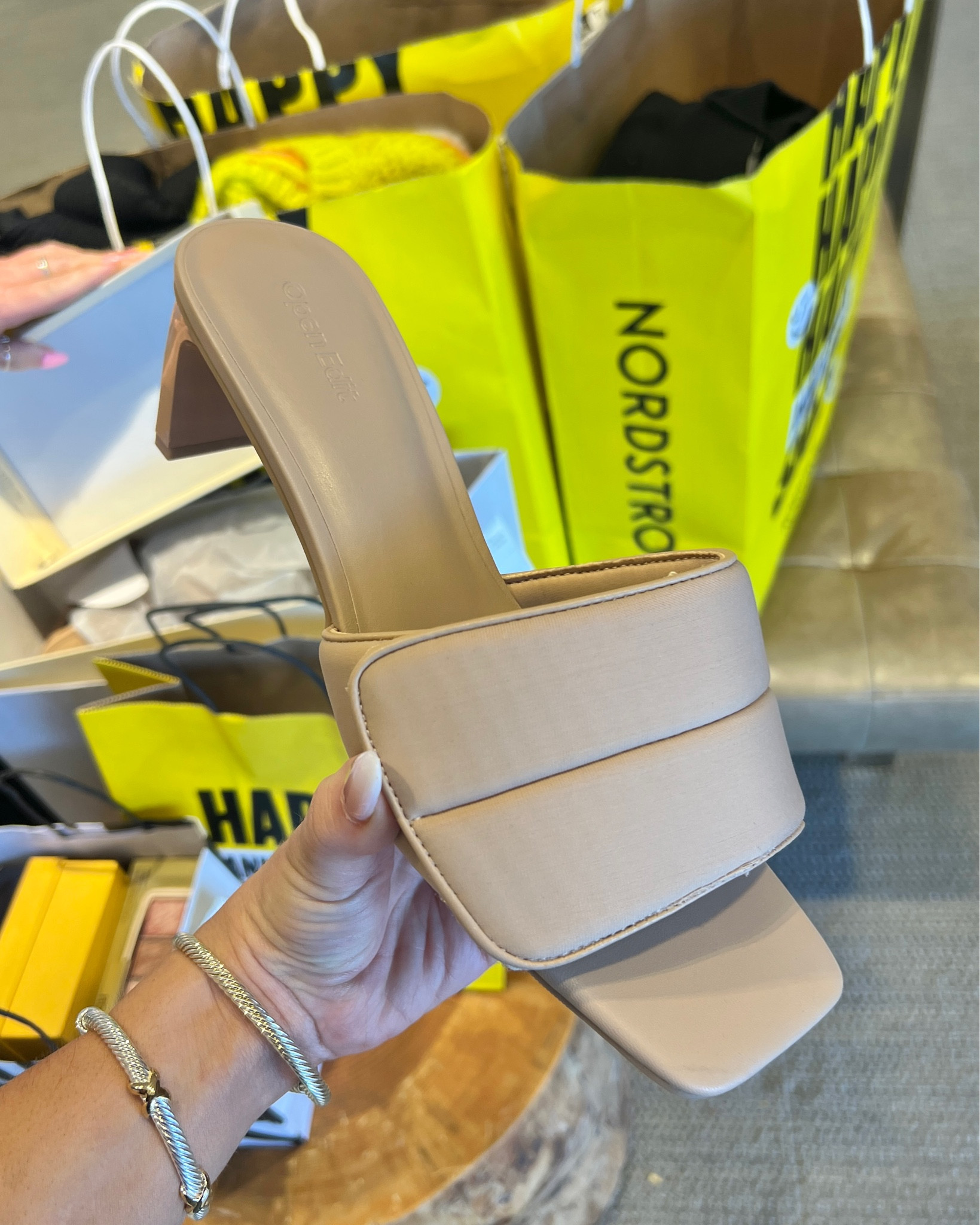 NSALE 🚨 is open today for everyone! Here are some of my top picks of the sale 😍 I covered more of the sale, sizing, colors, etc in my latest YouTube video

Nordstrom Anniversary Sale, NSale, Nordstrom Sale, Madison Payne

#LTKxNSale #LTKSeasonal #LTKsalealert