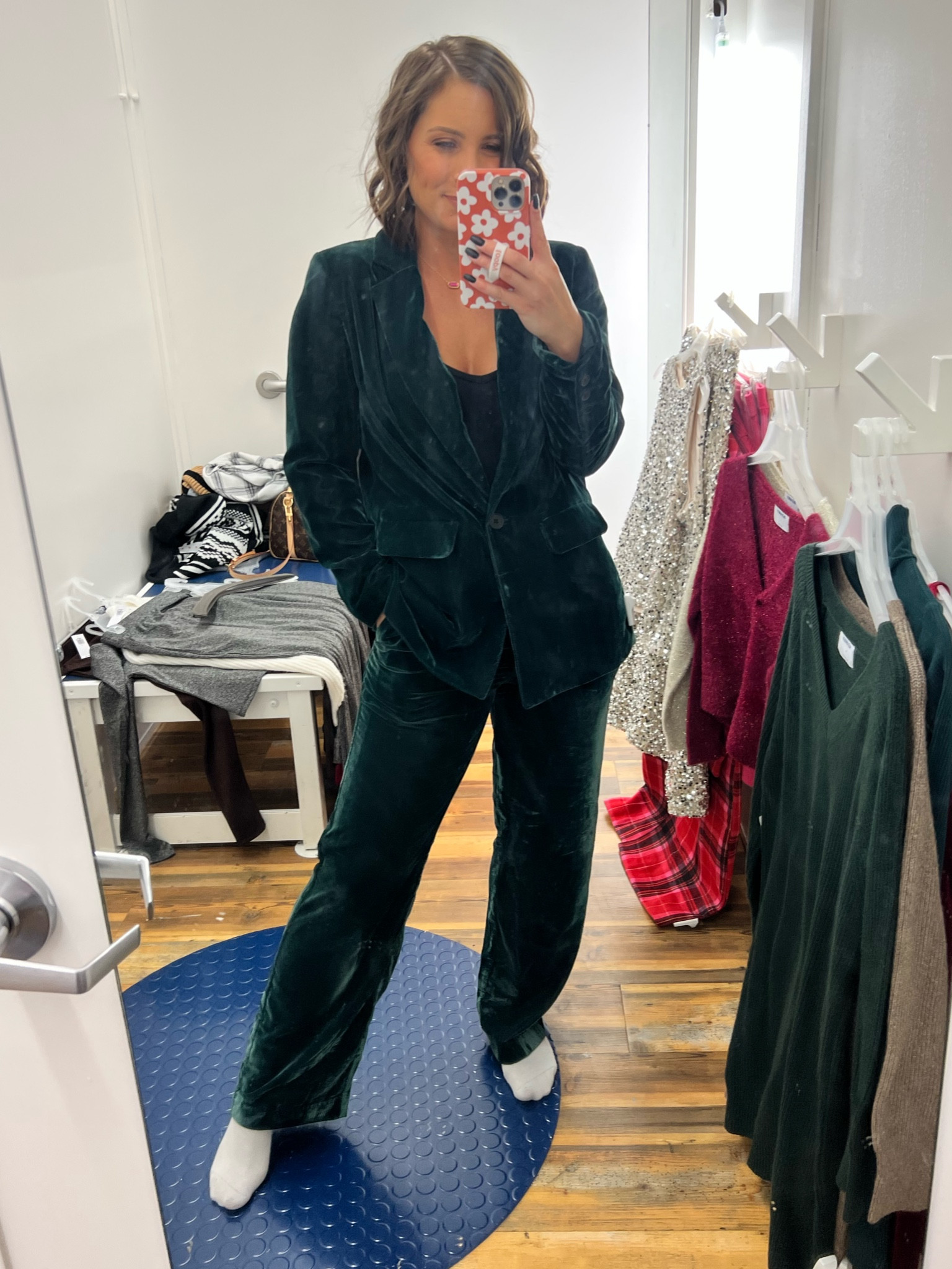 The perfect Christmas outfit doesn’t exis……. 😍😍. This is seriously great for a friend Christmas party, work Christmas party, or a Tuesday 😂. It’s green velvet and perfect. I’m wearing a small in both.

#LTKHoliday #LTKsalealert #LTKworkwear