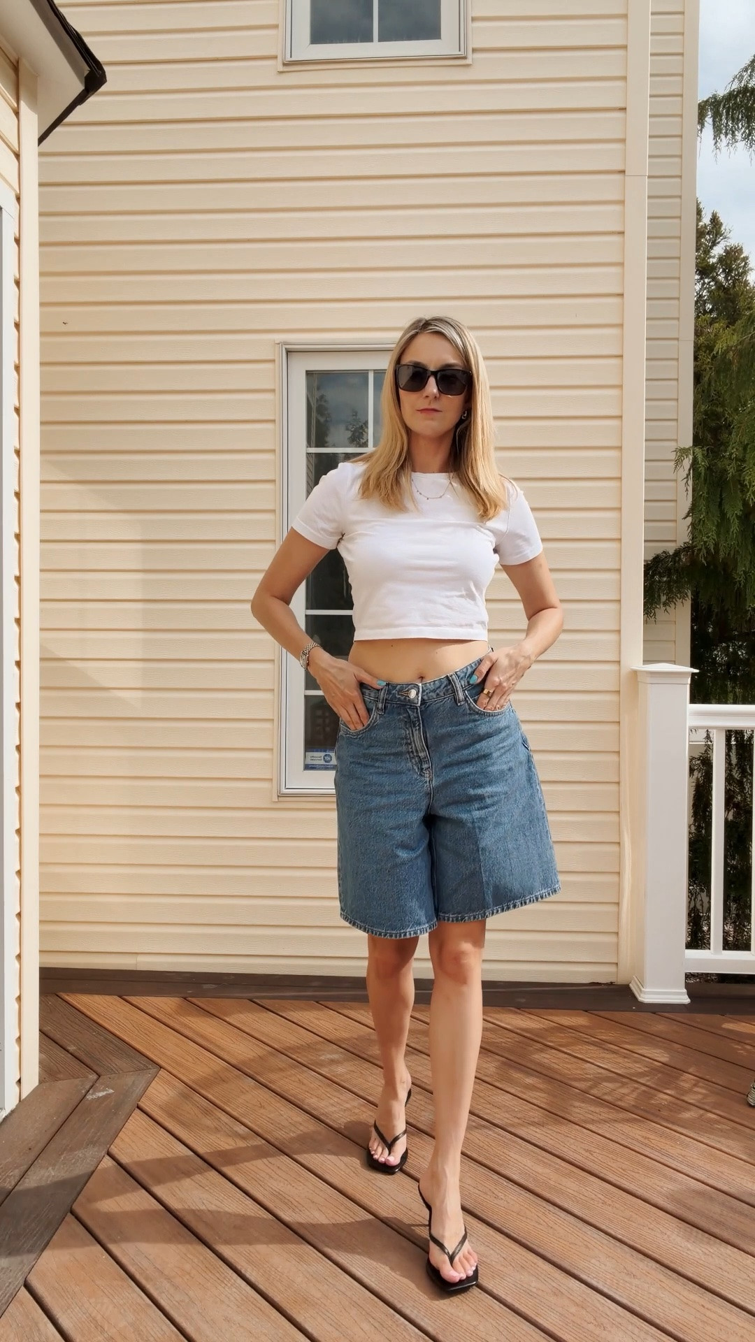 perfect length of the summer denim shorts, suitable for so many occasions! Love this Bermuda shorts from Mango!

@Zara sandals & top 

Summer outfits • work outfits • business casual workwear

#LTKdayinmylife #LTKgrwm #LTKootd