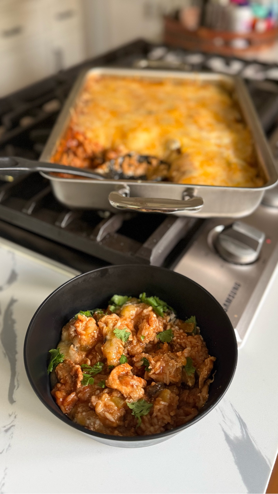 Need to pull the easy dinner card tonight? I’ve got you! 🤍
This Chicken Enchilada Casserole comes together fast — then your oven does the rest. Cozy, cheesy, flavorful, and perfect for busy weeknights.
Save this one for later because you’ll definitely make it again!
#sipstosugars

#LTKHome #LTKmomlife #LTKHoliday