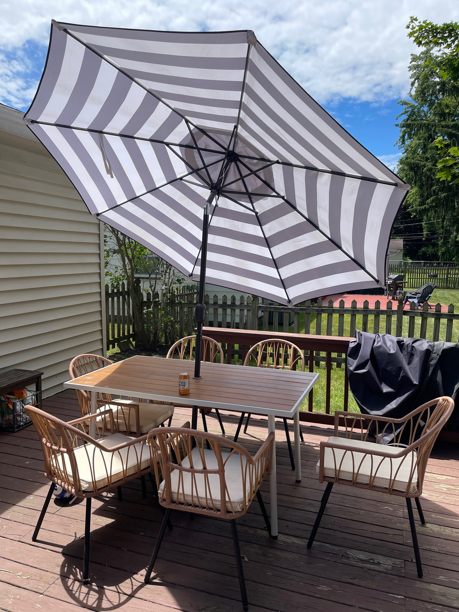 Love that this umbrella can bend to keep the sun off the table! 



#LTKHome #LTKSeasonal #LTKFindsUnder100