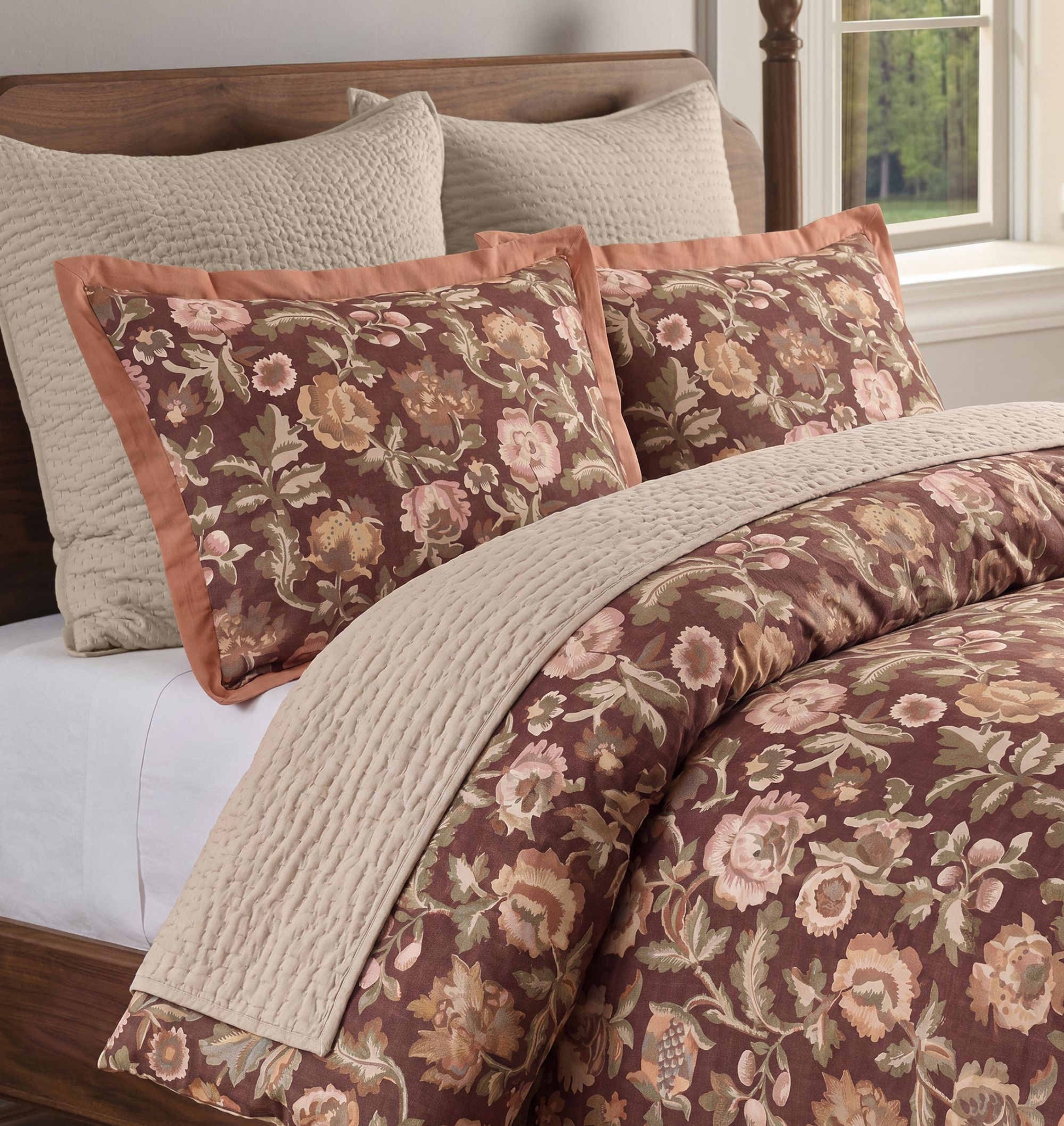 Pomegranate Floral Tapestry Duvet Full/Queen Ruby Multi | Rejuvenation