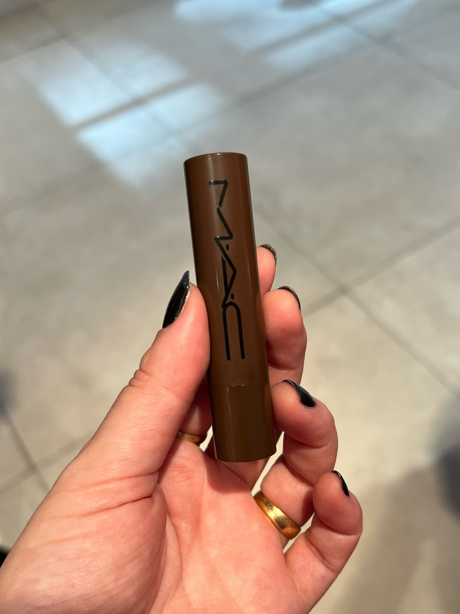 Minha cor favorita de MAC Squirt! Um marronzinho lindo e bem suave! #mesdasmaesltk

#LTKGiftGuide #LTKbrasil #LTKbeauty