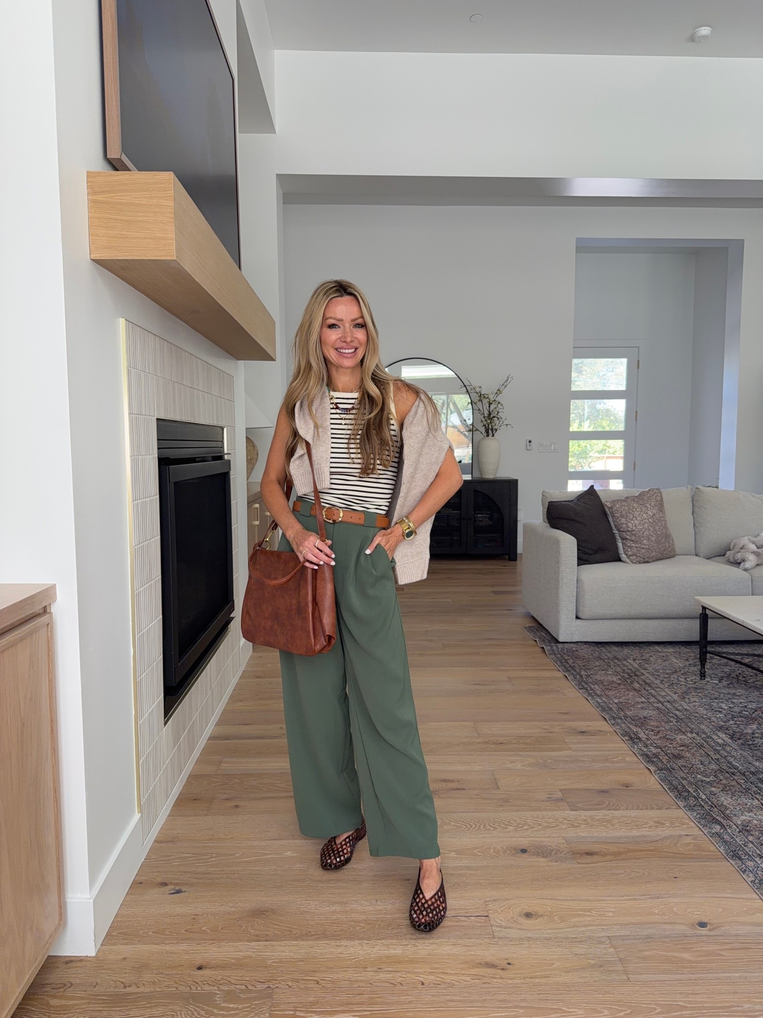 Amazon outfits that make getting dressed for that awkward summer-to-fall weather SO much easier. 🤎 comment AMAZON and I’ll send you all the details 

I’m ready for fall clothes…but the weather definitely isn’t. 😂 These Amazon finds are the perfect in-between — lightweight pieces you can wear now and layer later when it finally cools down.

The leopard pants might be my favorite 😍 but I also love the wide-leg trousers for a polished teacher or work outfit, the flowy black pants for an easy everyday look, and that striped midi dress is such a good throw-on-and-go piece.

Basically, easy Amazon fall outfits that still work when it’s warm outside. 🙌

Comment LINKS and I’ll send you everything! Which outfit are you picking?

#AmazonFashion #AmazonOutfits #FallOutfits #TeacherOutfits #FallFashion