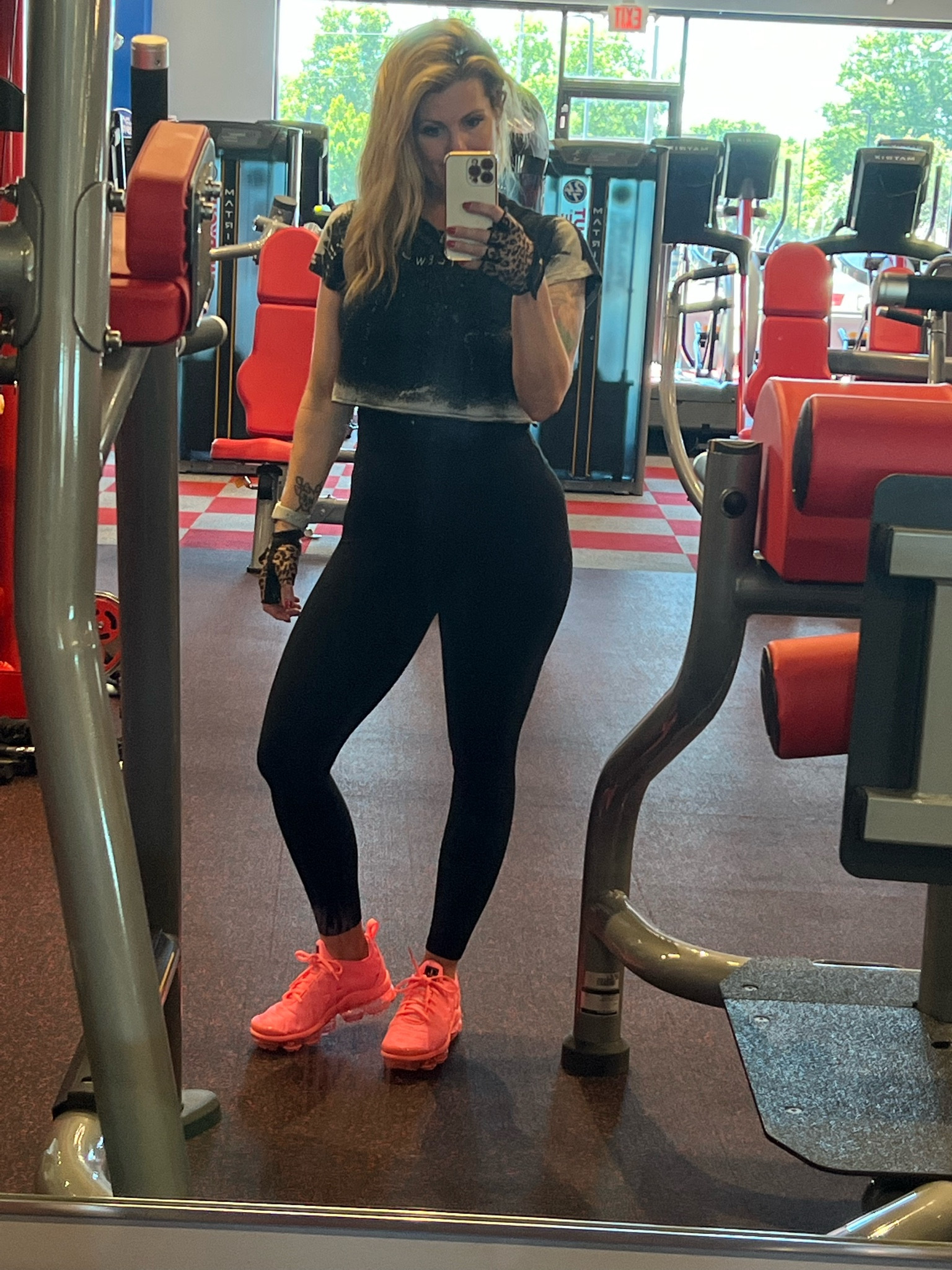 Shirt and workout pants from Battleworn! They aren’t linked here but check out their website and use SHAYLA15 for a discount! This vapormax are my new favorite shoes!!! 💗

#LTKNike #LTKVapormax #LTKworkoutgear 

#LTKshoecrush #LTKfit #LTKcurves