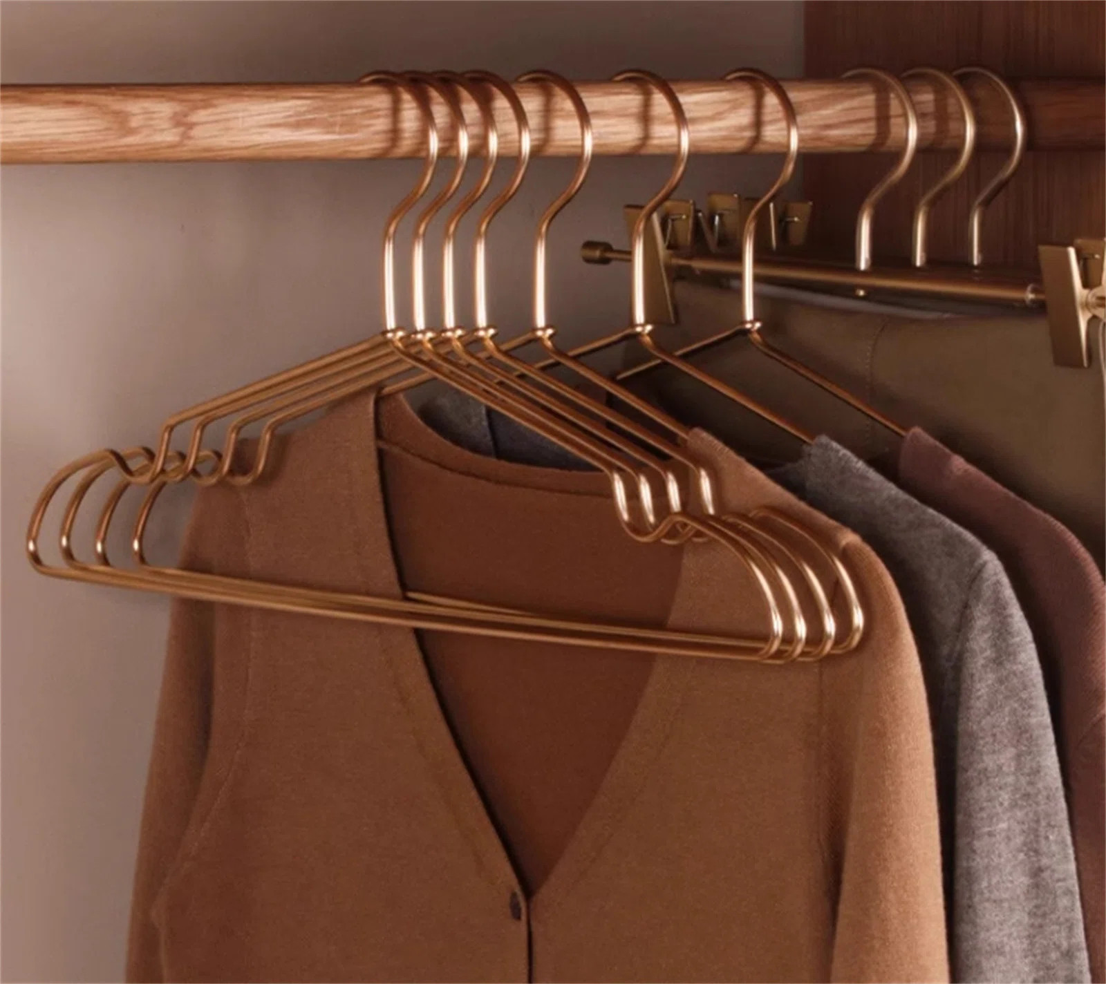 Oceal Metal Non-Slip Hanger for Dress/Shirt/Sweater | Wayfair North America