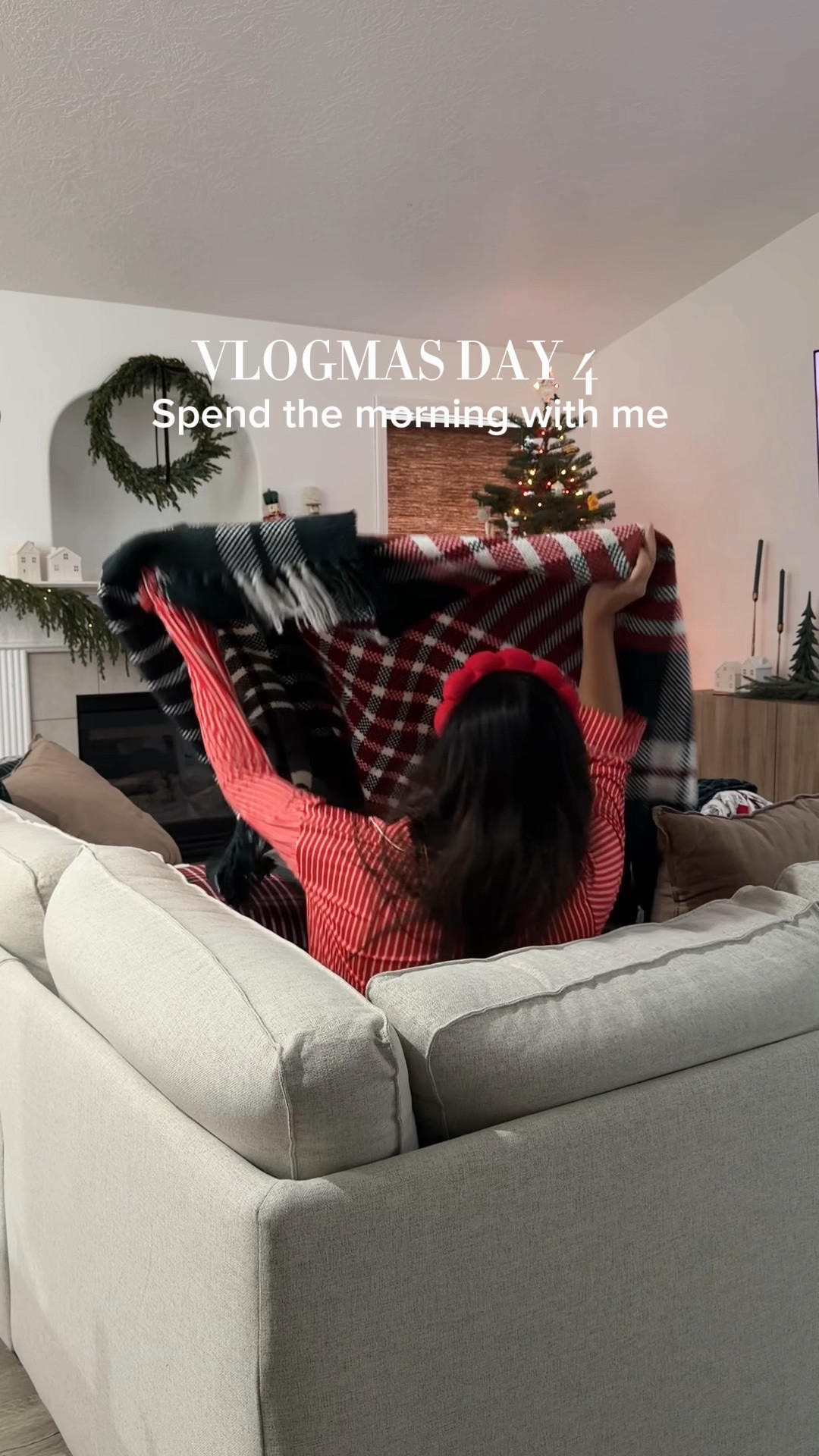 Vlogmas Day 4! December mornings just hit different. Something about waking up with the tree lights on, making coffee while it’s still quiet, and taking a few minutes to breathe before the chaos starts. Hope this little morning vlog brings you some cozy energy today! #Vlogmas #momtok #MomsofTikTok #sahm #christmas @Hobby Lobby @target @Keurig @The Daily Essential Co. @Colgate US 

#LTKHoliday #LTKmomlife #LTKmorningroutine