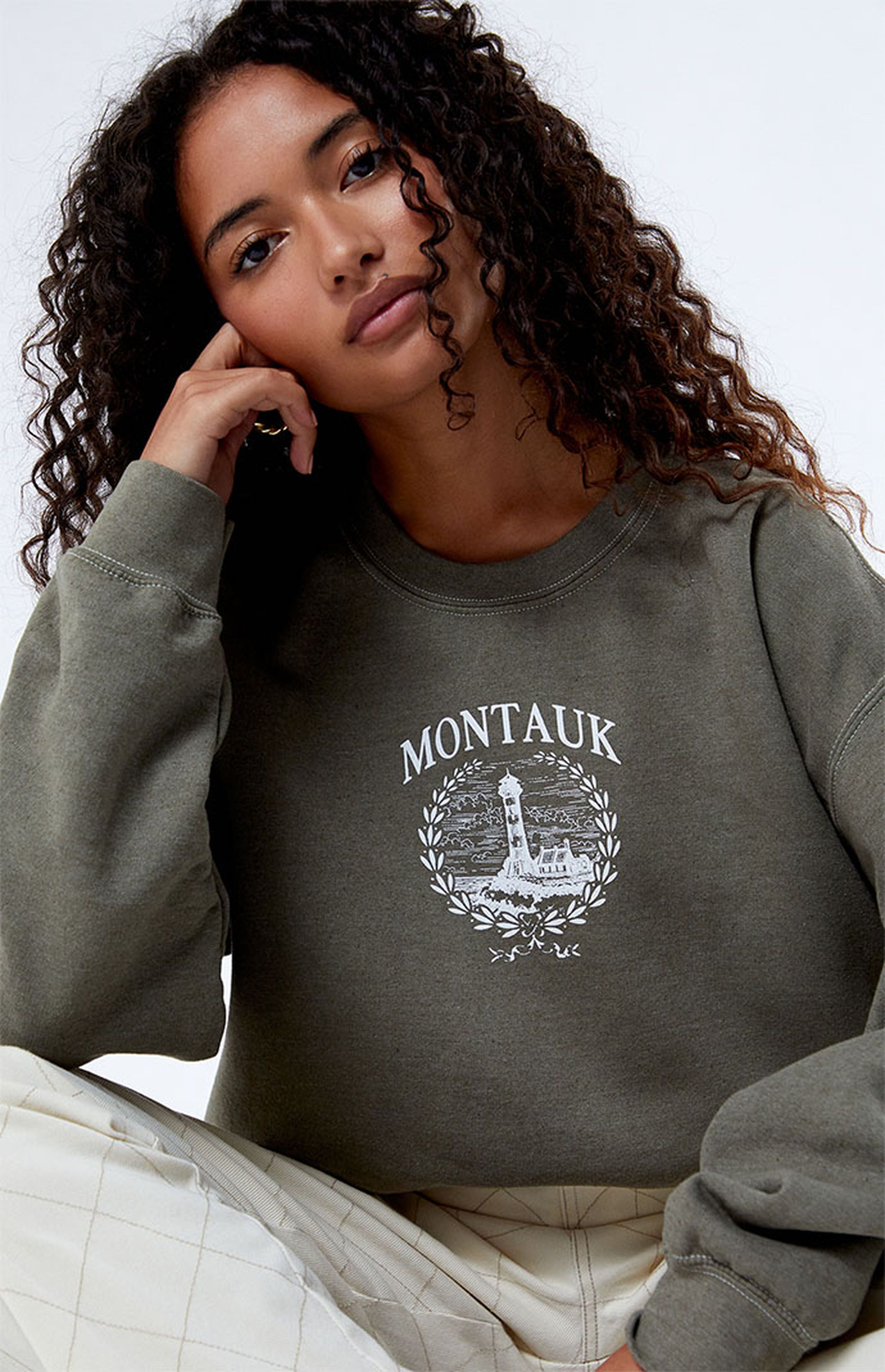 Golden Hour Montauk Lighthouse Crest Crew Neck Sweatshirt | PacSun