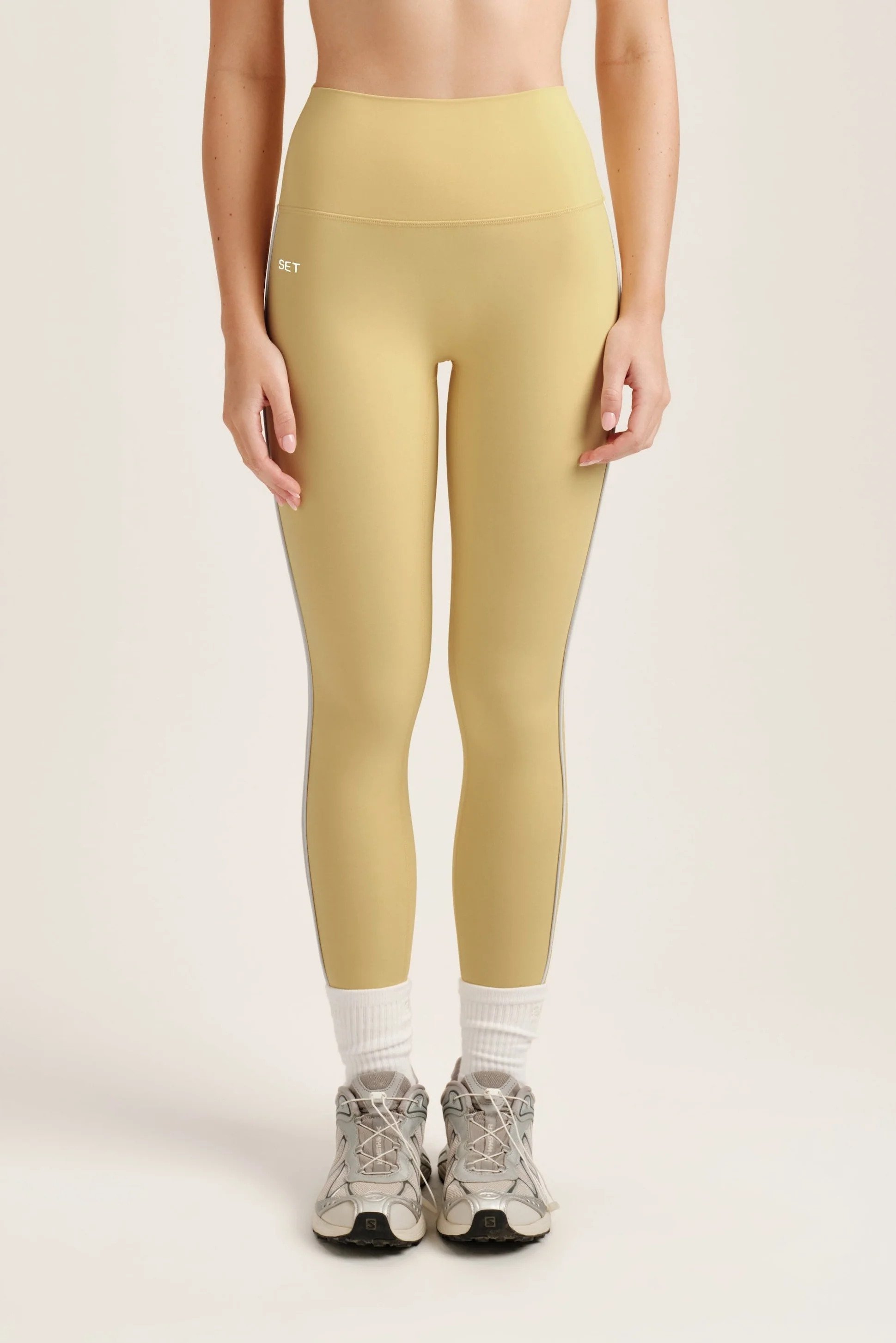 BREATHE PIPE LEGGINGS - BUTTER | SET Active