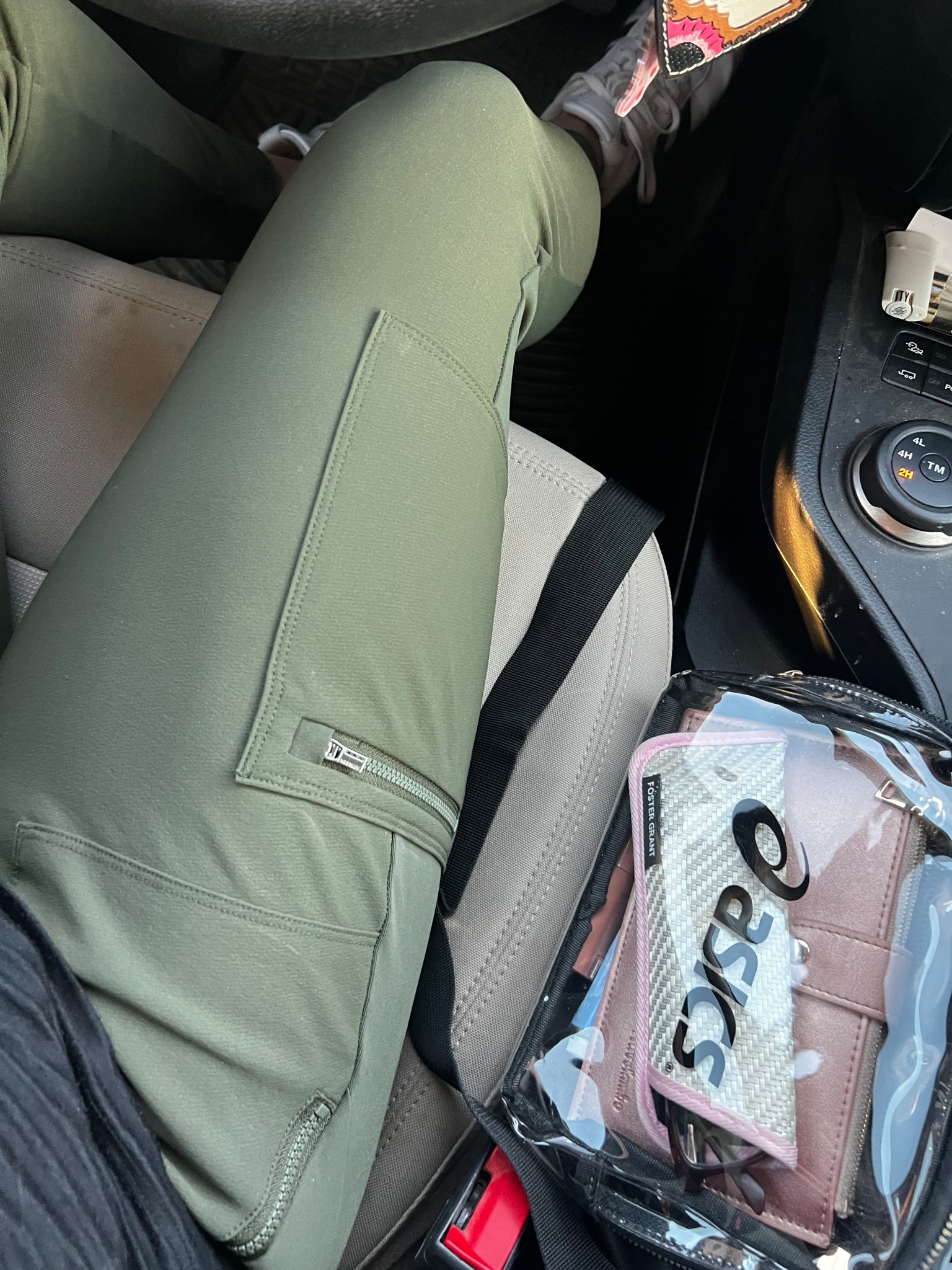 Oh my goodness. Worth every penny; three colors. These are olive. For is TTS. Wearing a 6 and I’m 5’8” 145lb I’ve worn these twice since I got them and every single time get asked about them! Grab them on sale! #athleta #leggings #best leggings #joggers #hybridd

#LTKCyberWeek #LTKOver40 #LTKActive